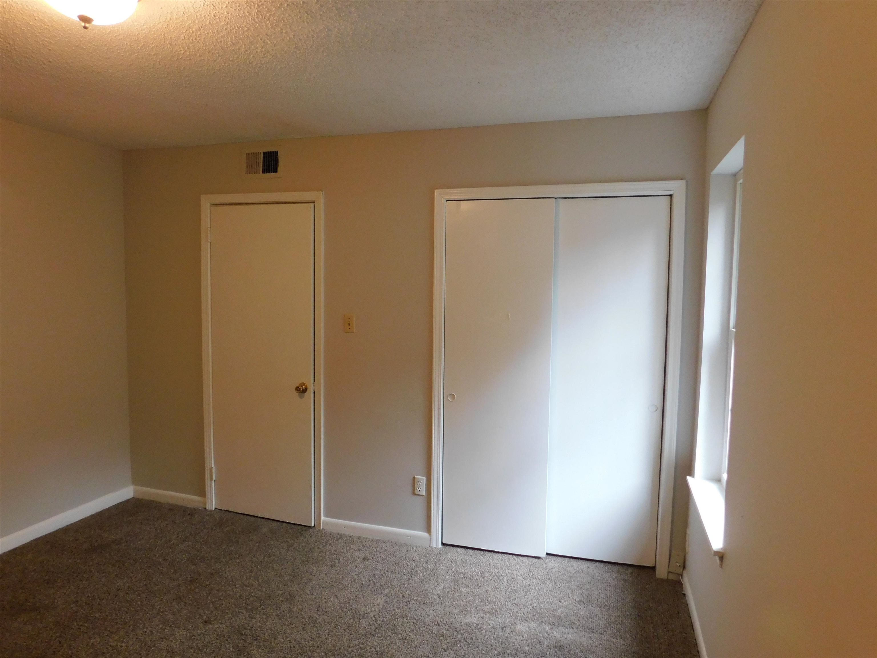 5293 Cedar Bluff Dr Property Photo 14