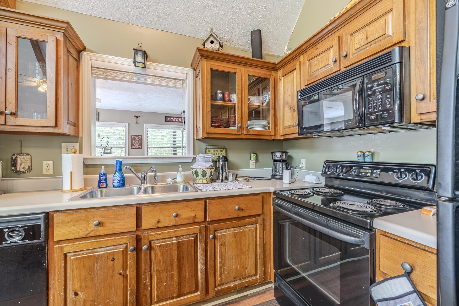 435 Murray Ln Property Photo 12