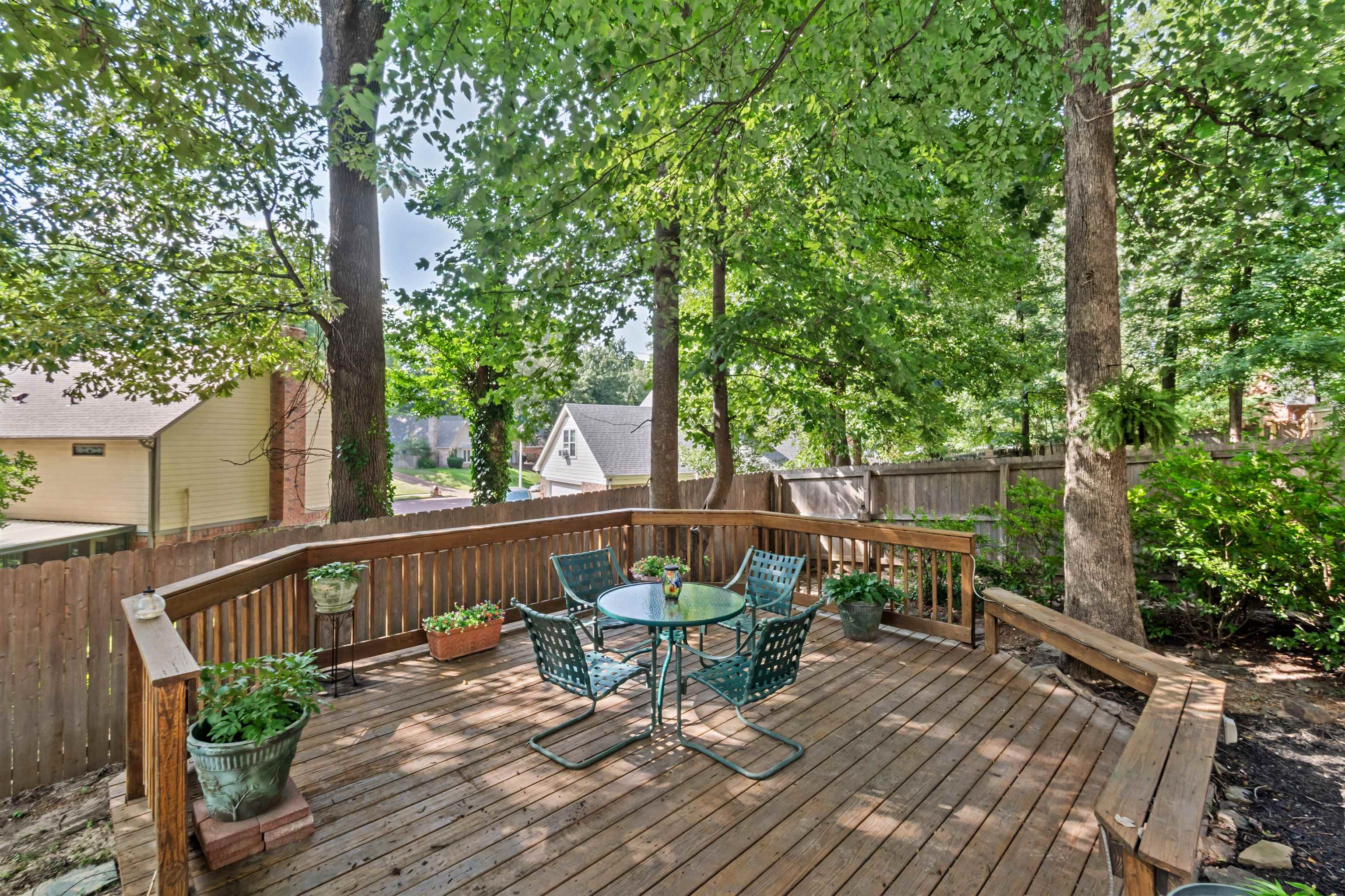 3845 Oak Forest Dr Property Photo 15