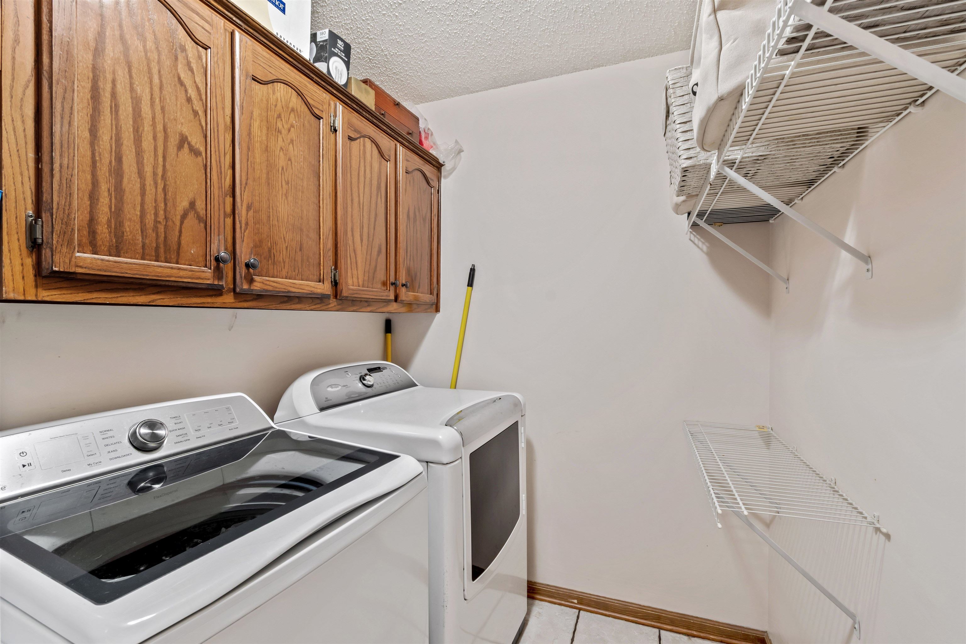 3845 Oak Forest Dr Property Photo 17