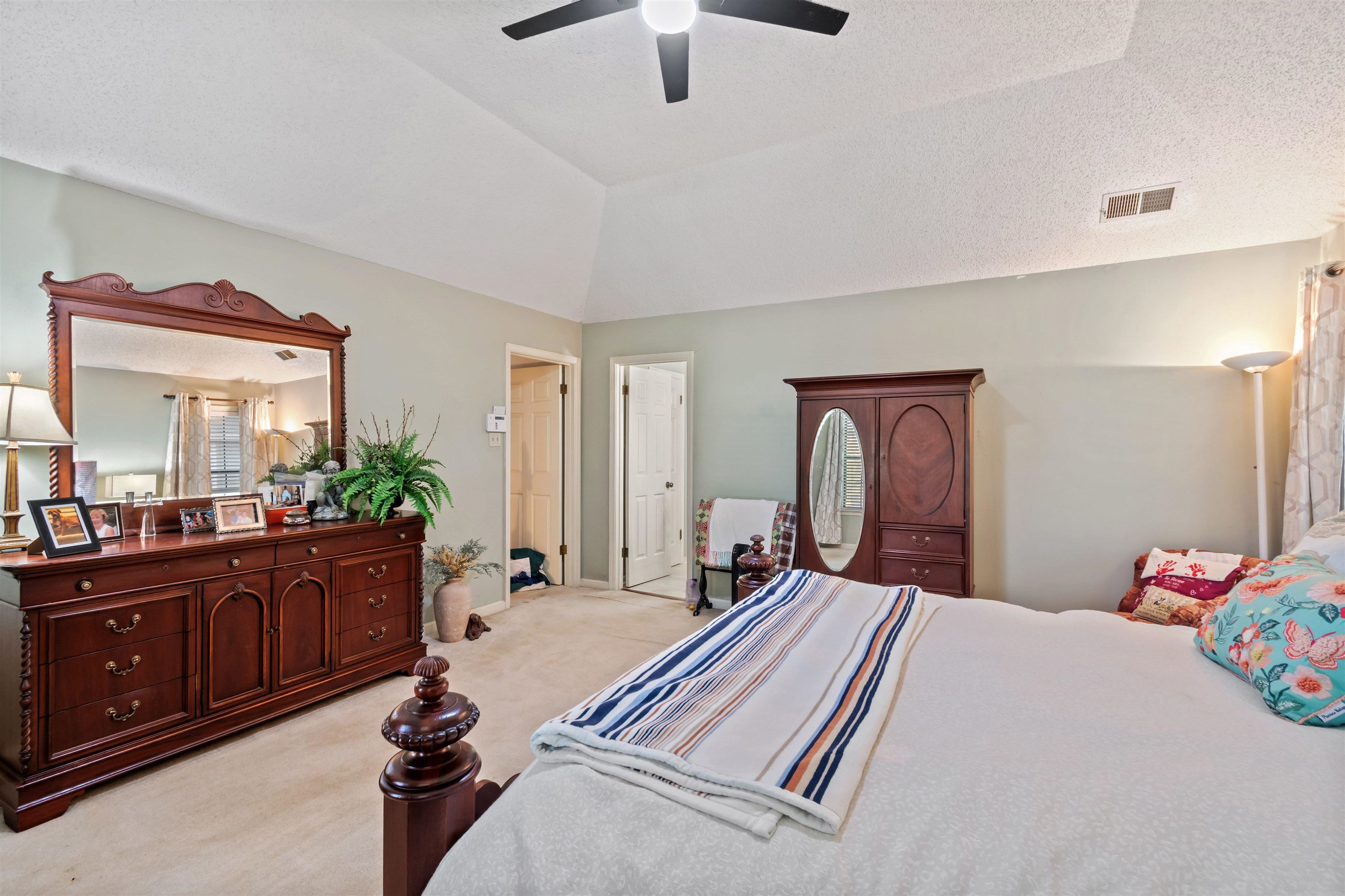 3845 Oak Forest Dr Property Photo 19