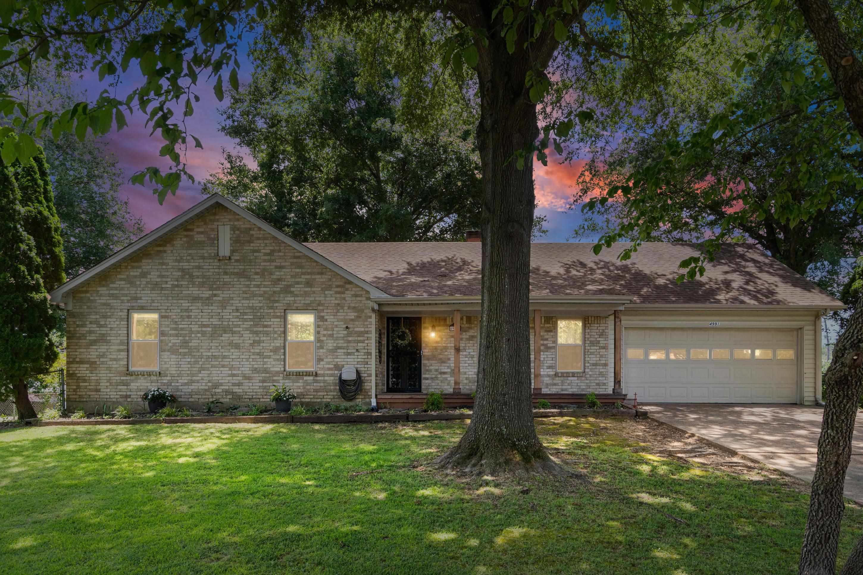 4991 Clear Creek Dr Property Photo 1