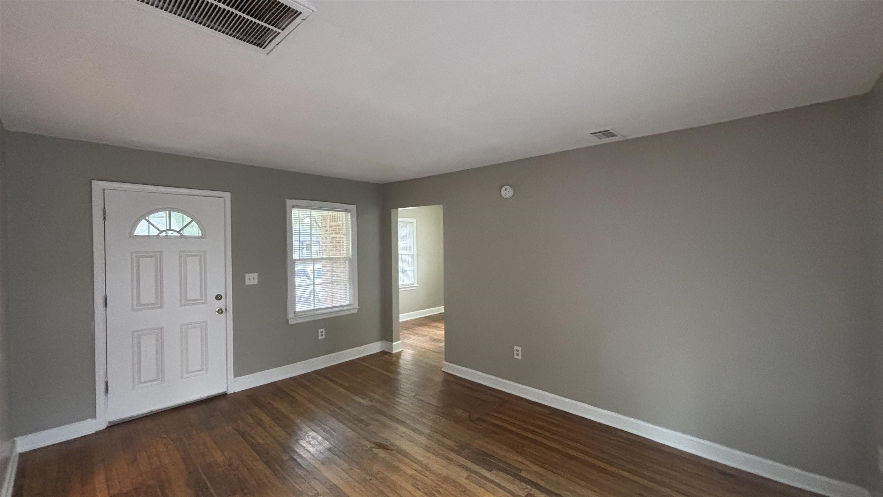 899 Chatwood St Property Photo 12