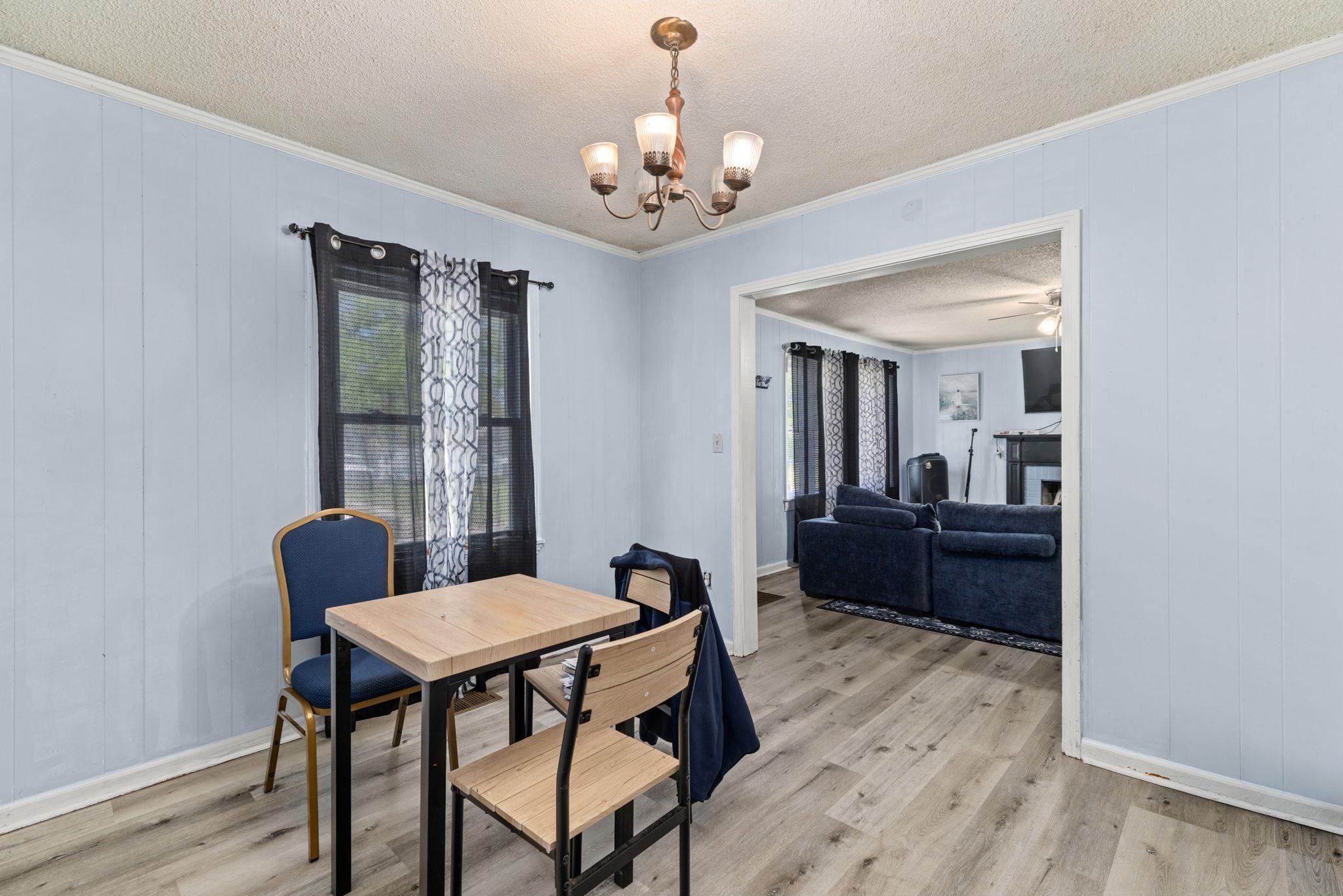 1220 Cruise St Property Photo 6