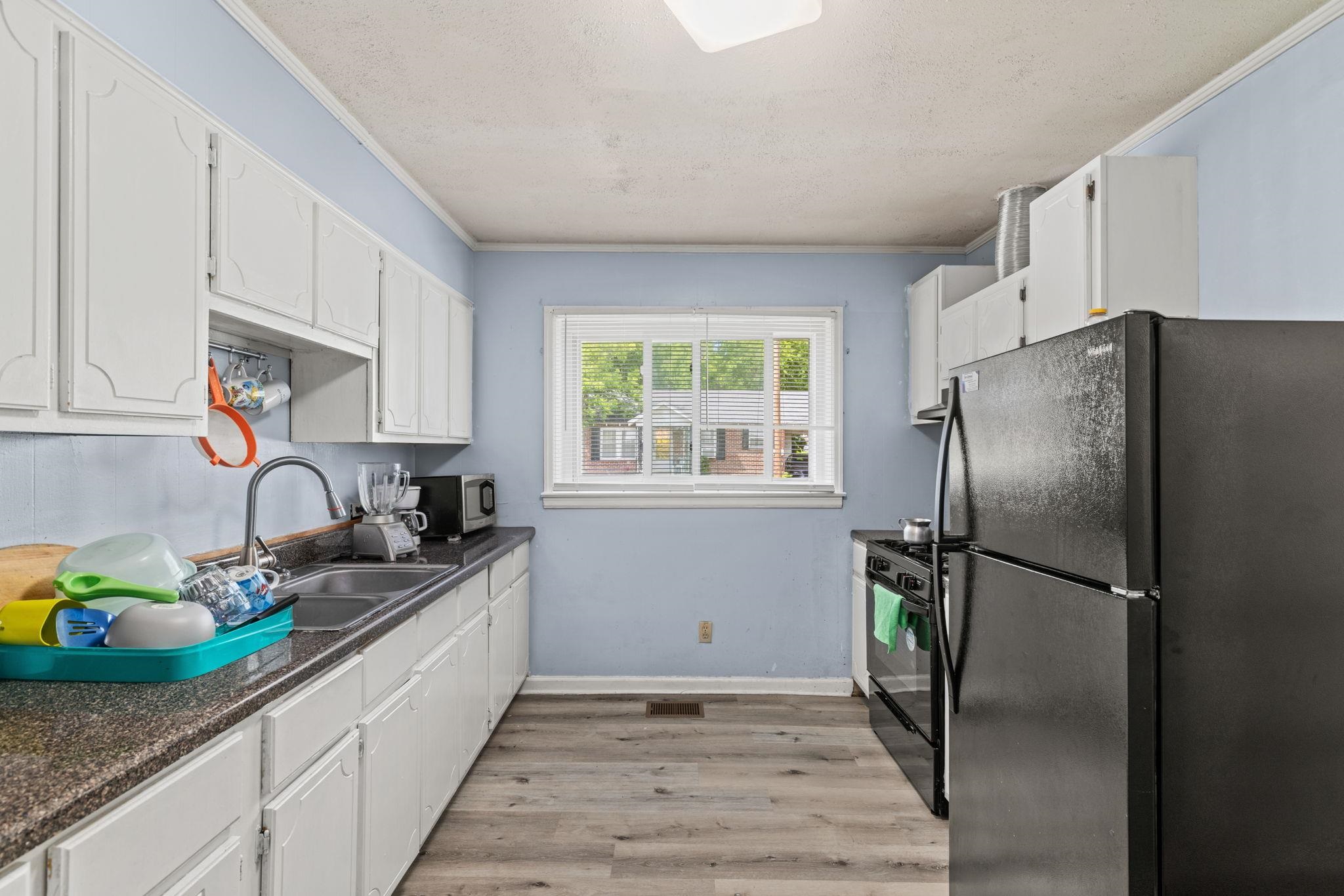 1220 Cruise St Property Photo 8