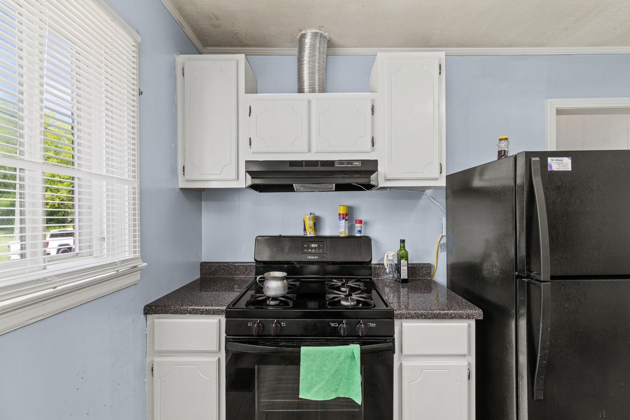 1220 Cruise St Property Photo 9