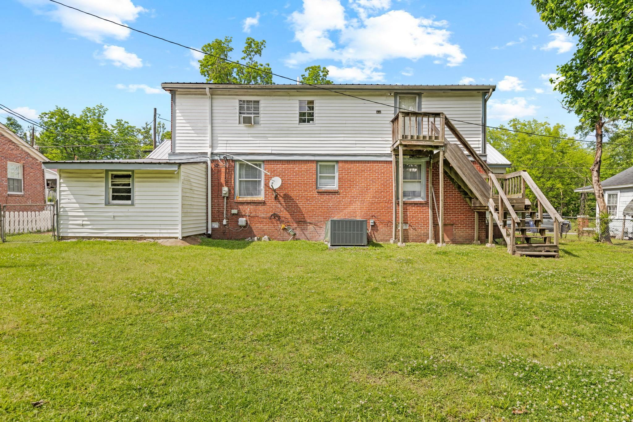 1220 Cruise St Property Photo 28