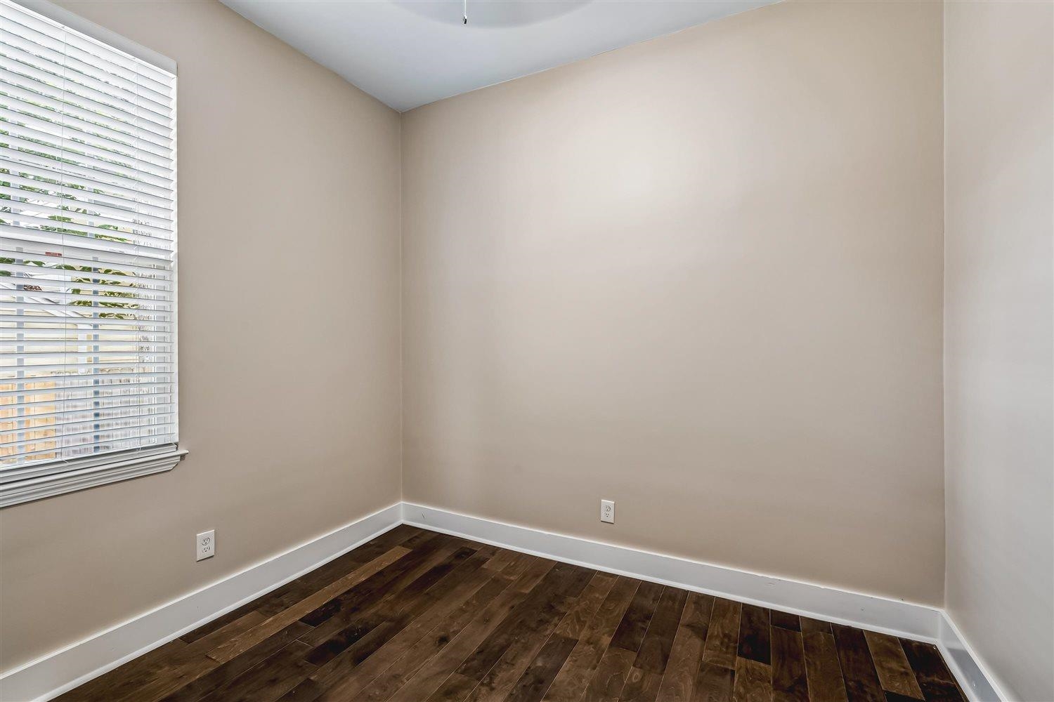 2044 Vinton Ave Property Photo 21