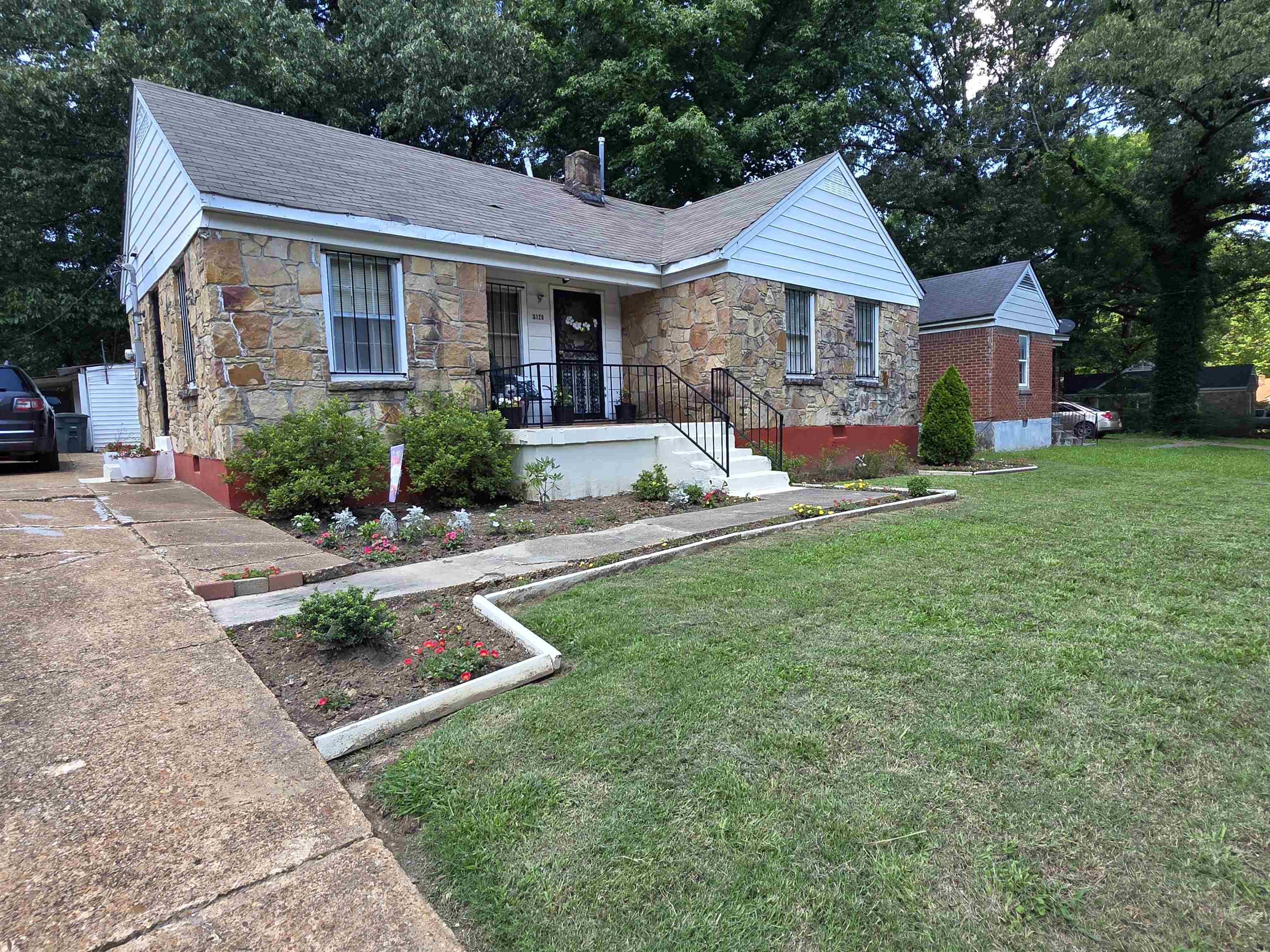 3129 Northgate St Property Photo 2