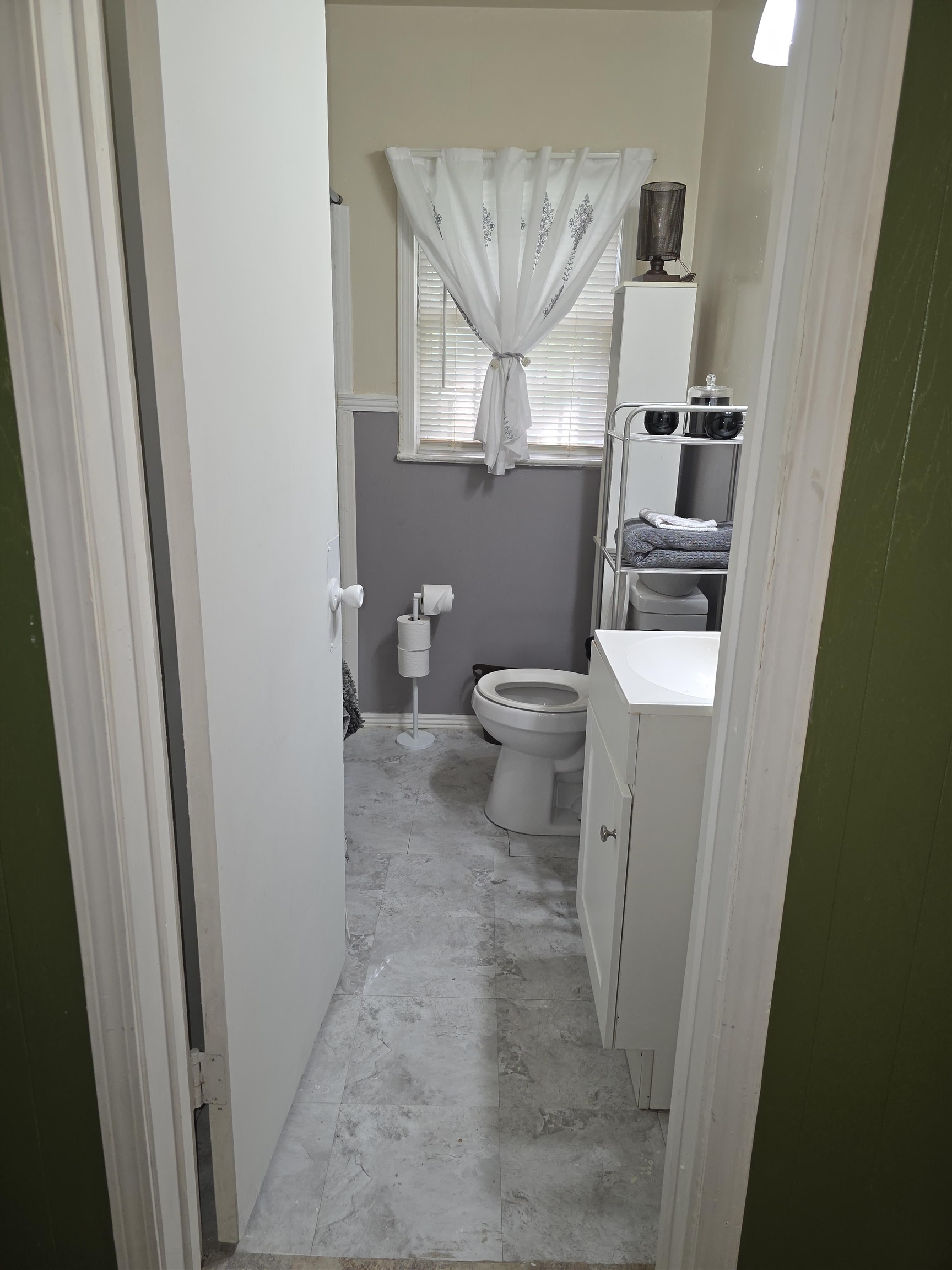 3129 Northgate St Property Photo 10