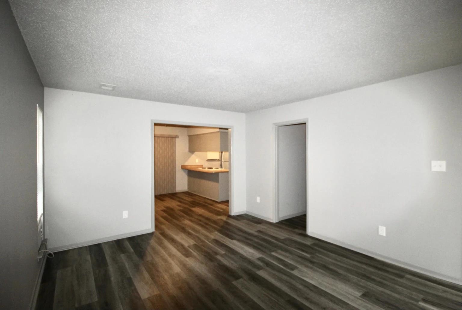 3878 Windermere Rd Property Photo 5