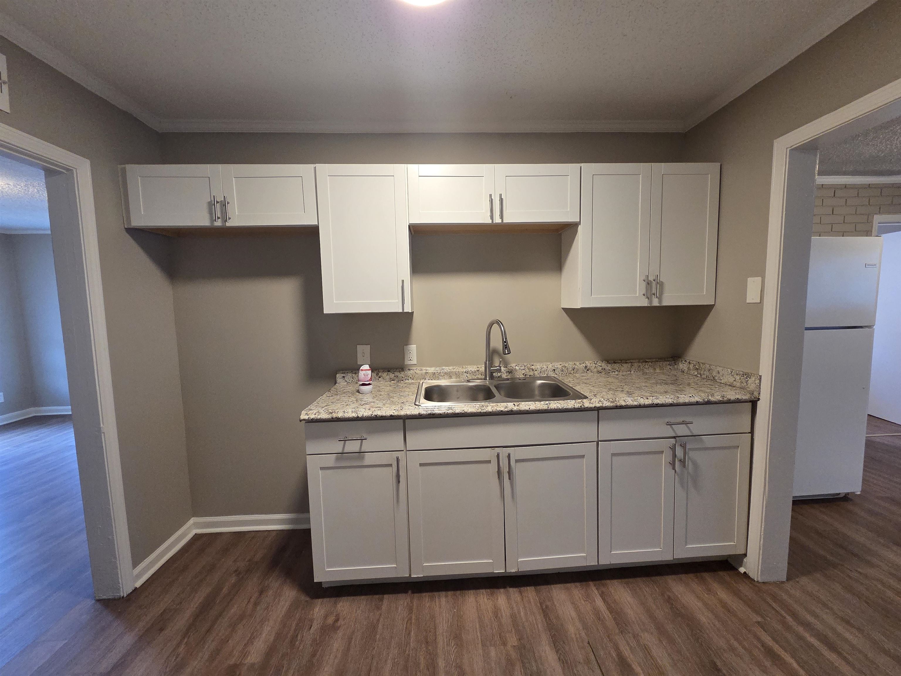 3487 Heckle Ave Property Photo 10