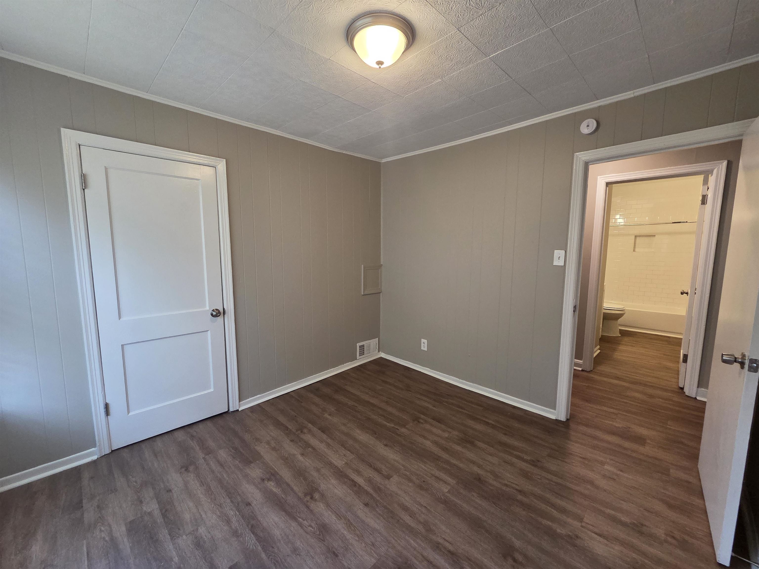 3487 Heckle Ave Property Photo 16
