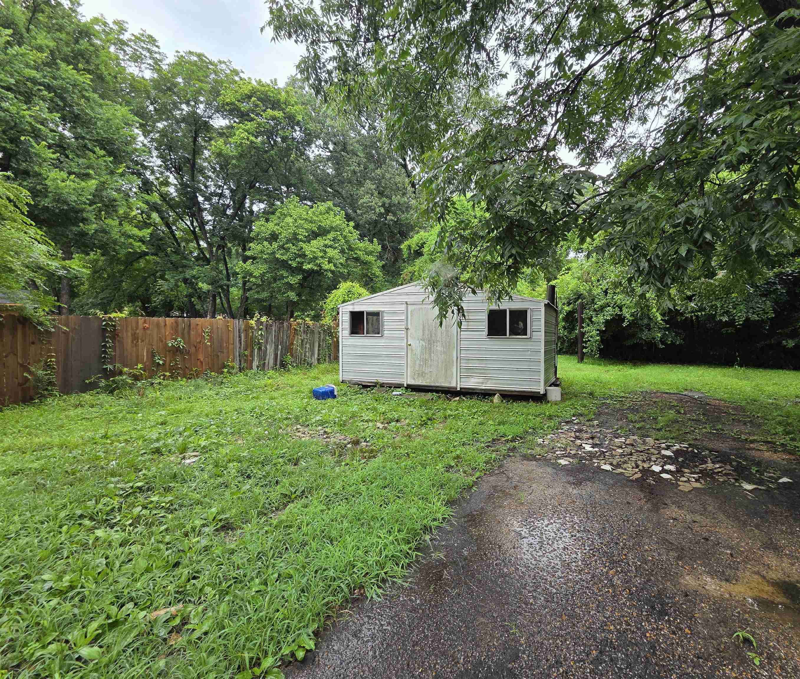 1706 Echles St Property Photo 24