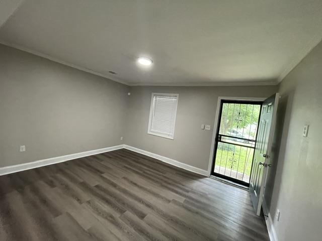 908 Baltic St Property Photo 2