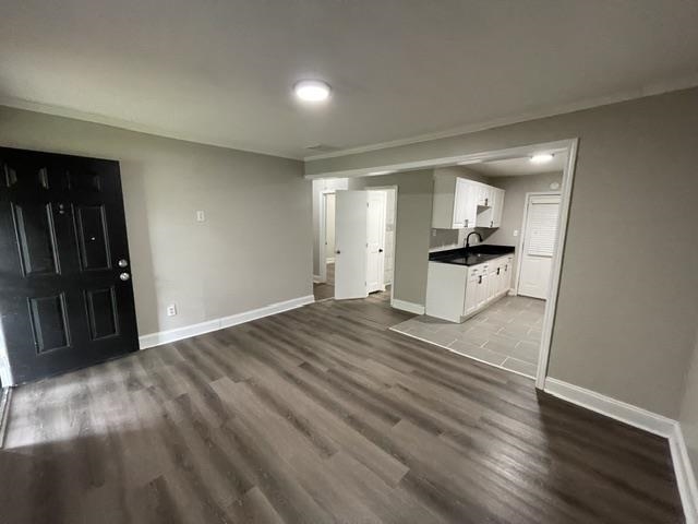 908 Baltic St Property Photo 3
