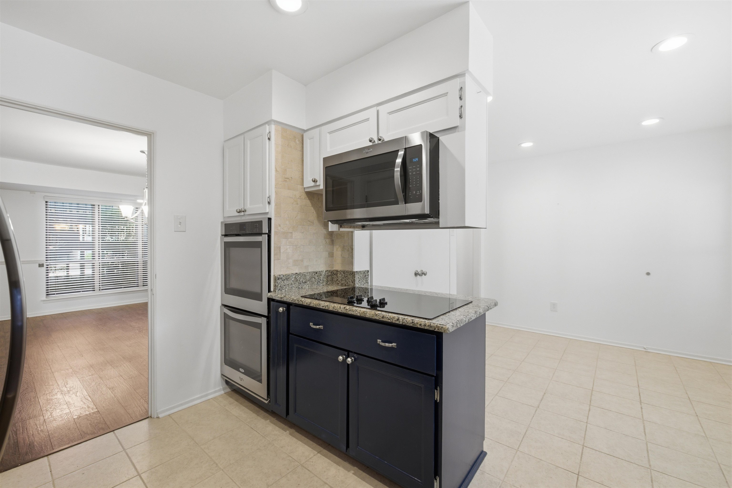 427 S Perkins Rd 427-1 Property Photo 17