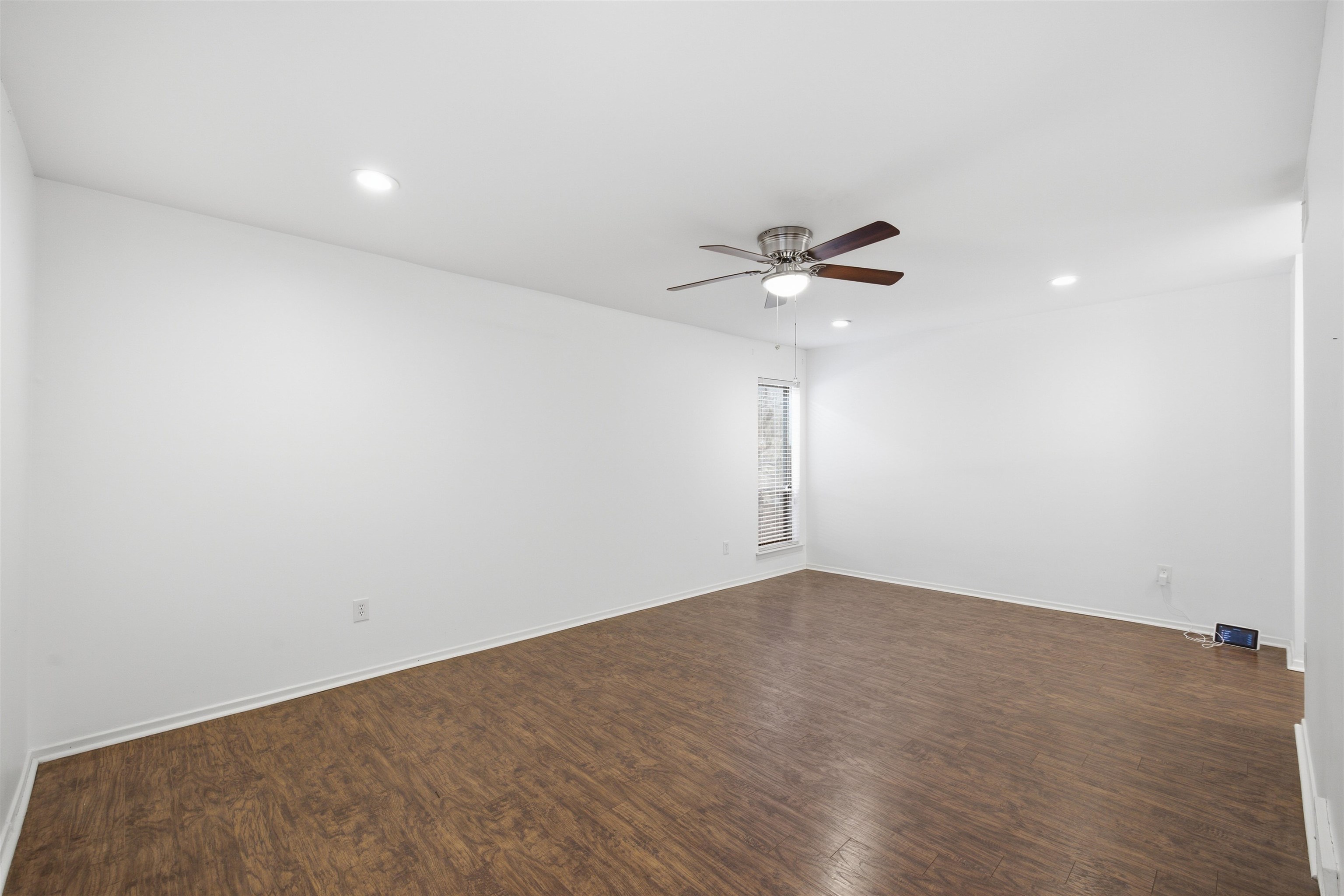 427 S Perkins Rd 427-1 Property Photo 24