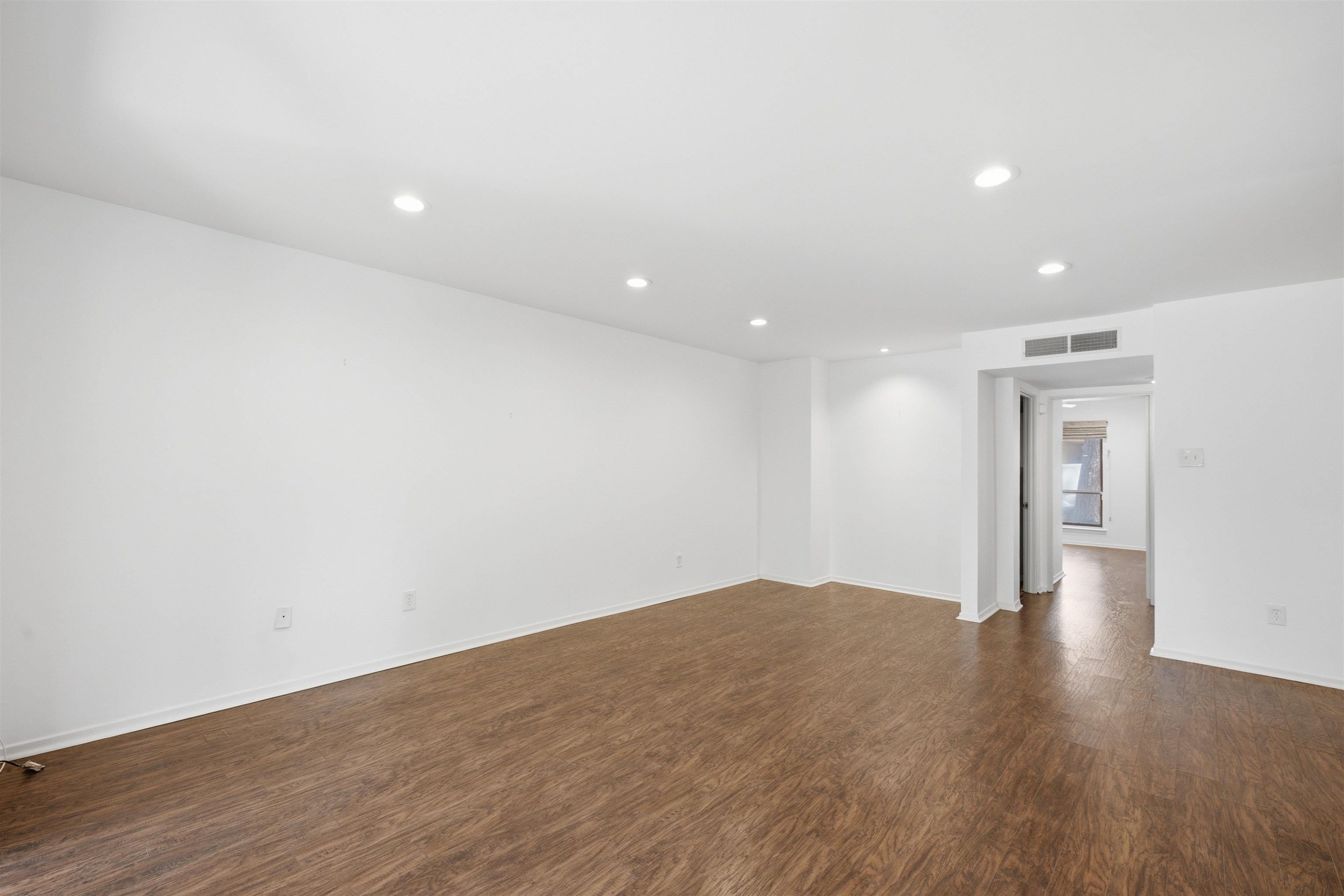 427 S Perkins Rd 427-1 Property Photo 28