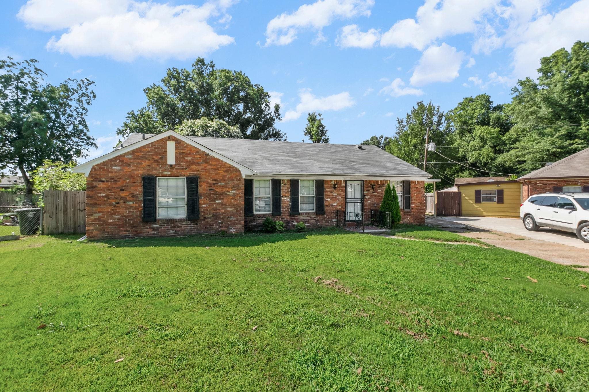 4616 CHANCELLOR CV Property Photo 1