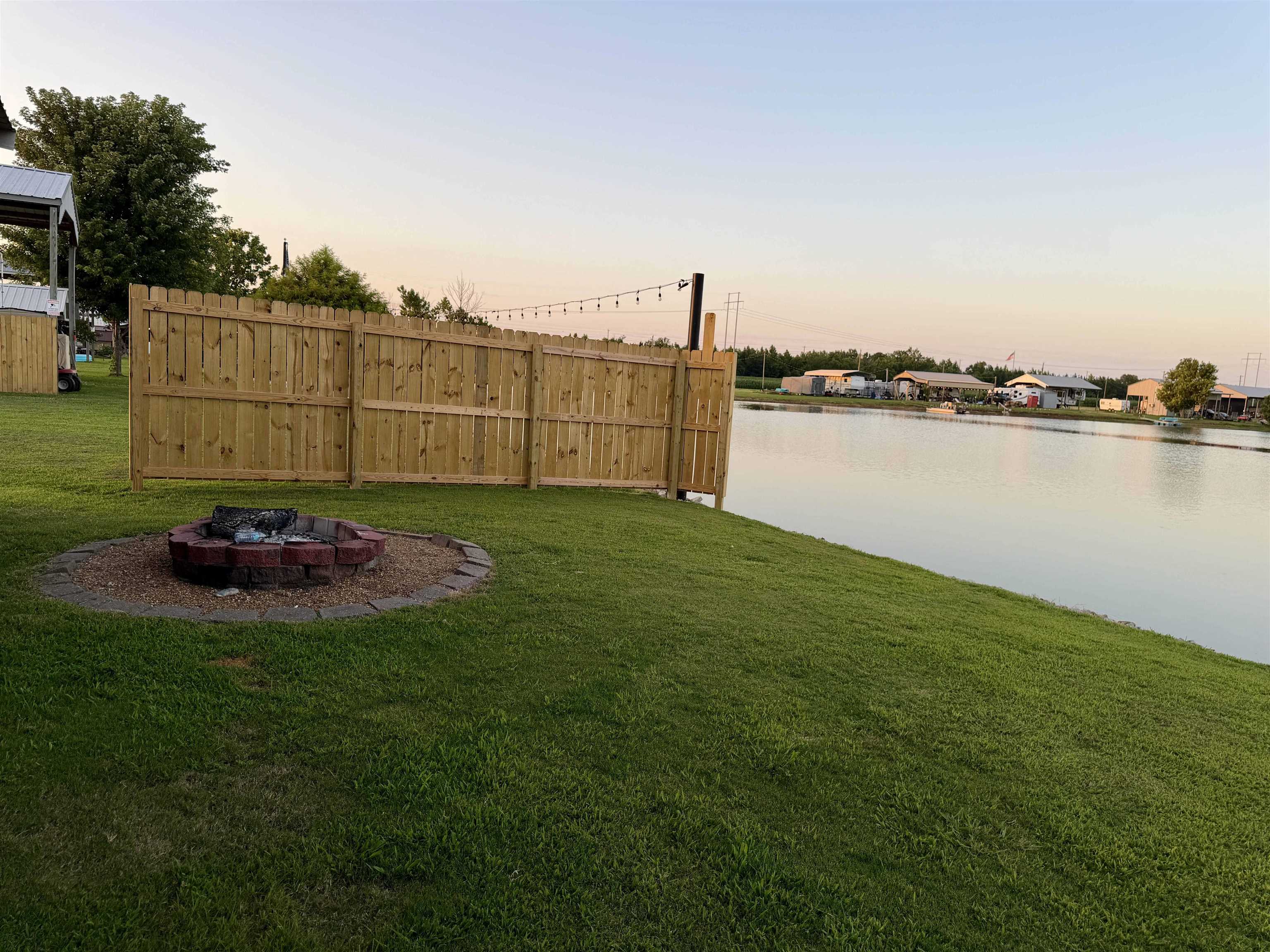 64 Retriever Loop Property Photo 23