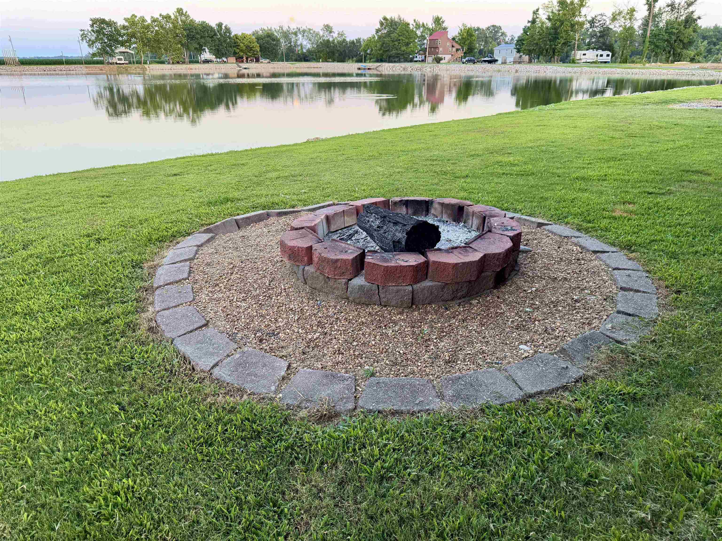 64 Retriever Loop Property Photo 36