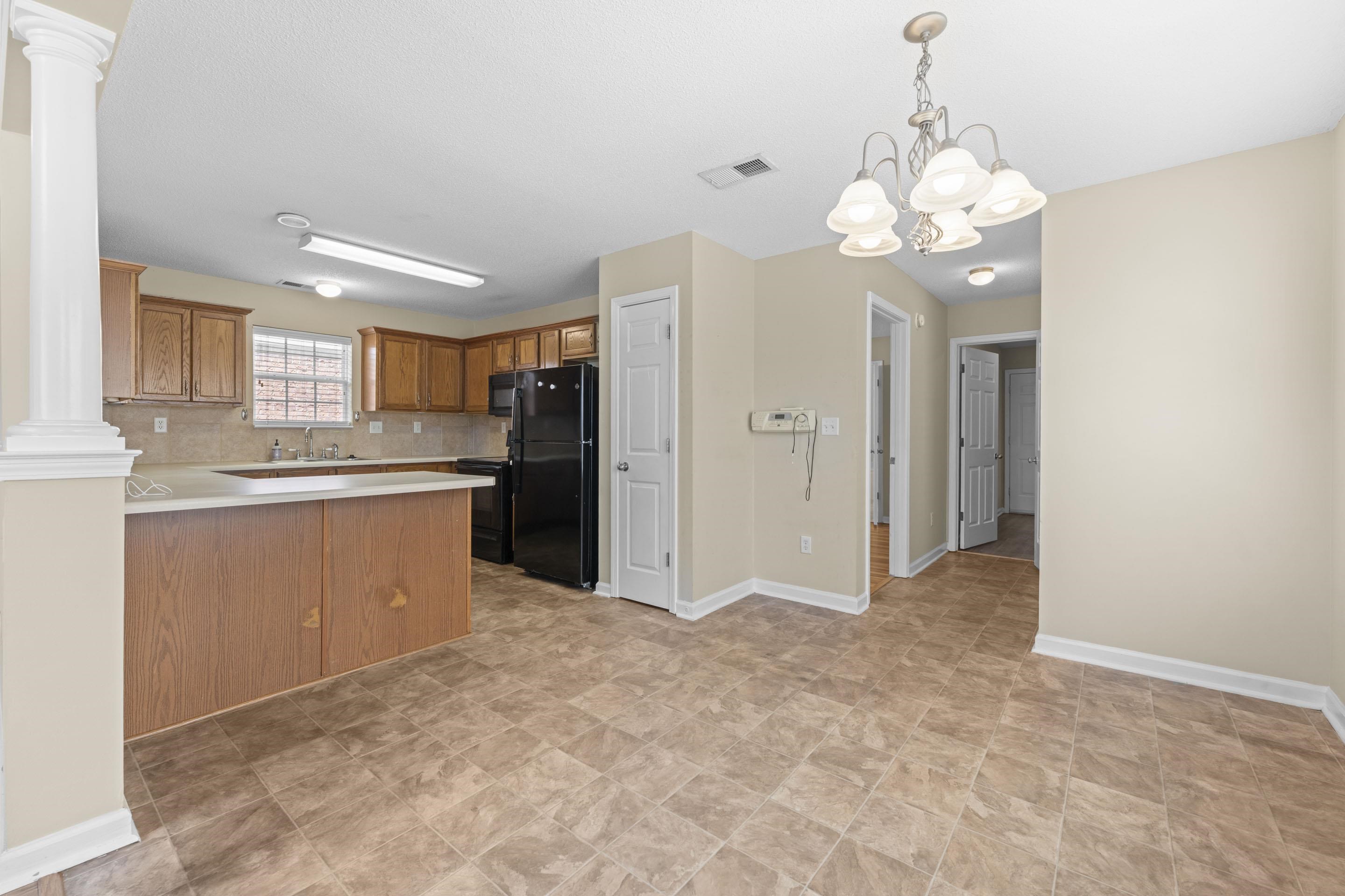 1030 W Montebello Cir Property Photo 11