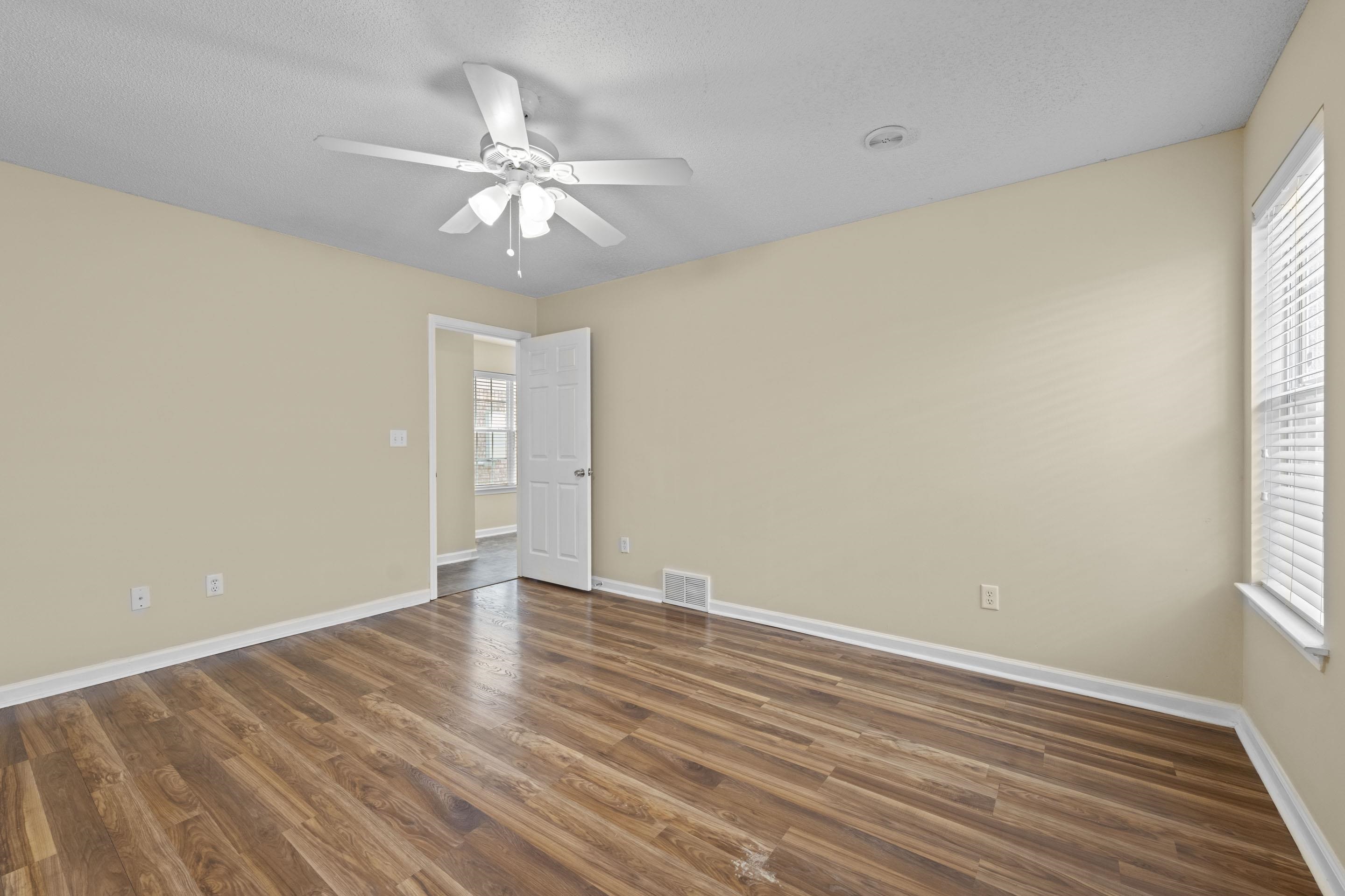 1030 W Montebello Cir Property Photo 20