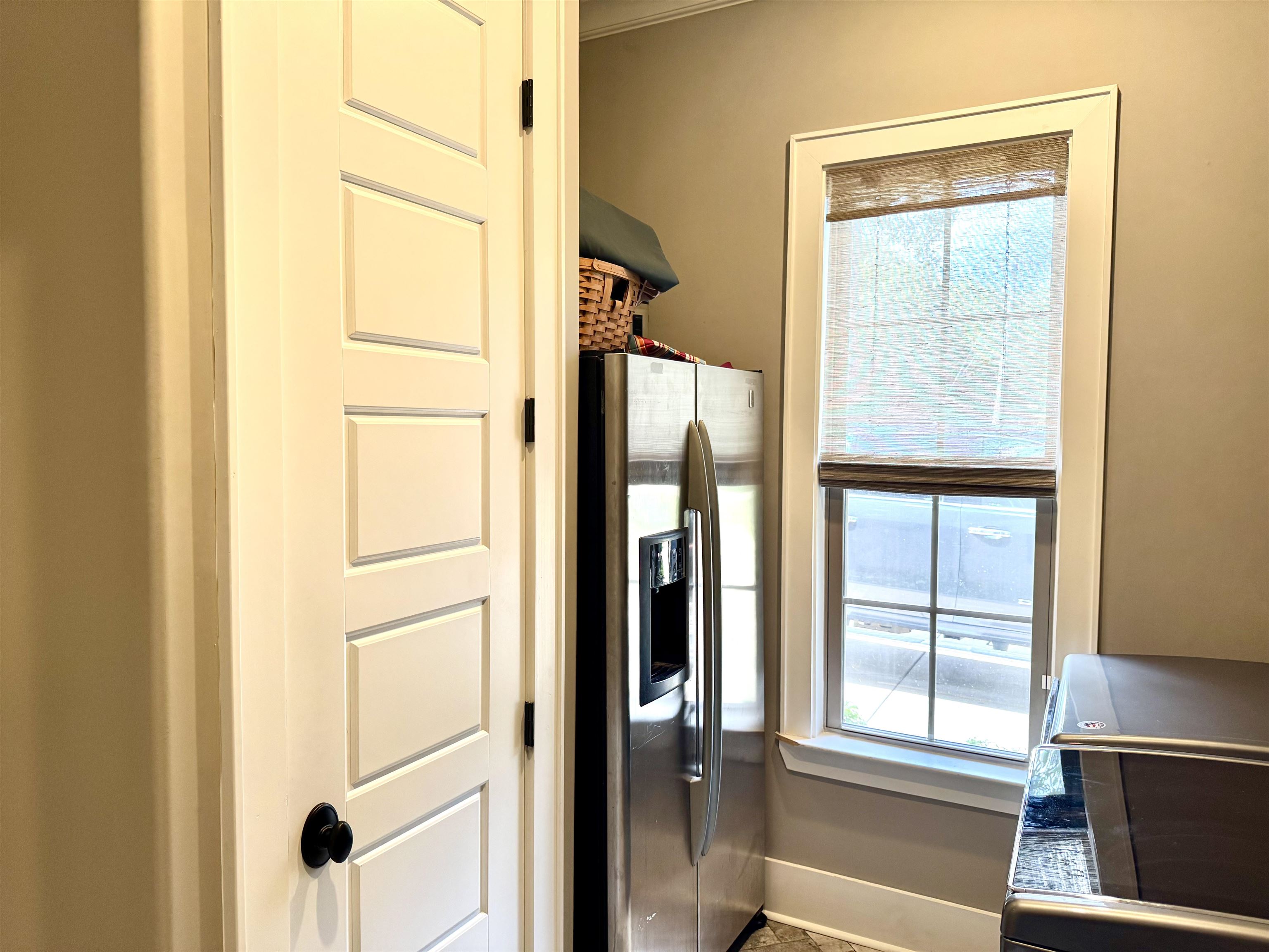 10879 Latting Rd Property Photo 21