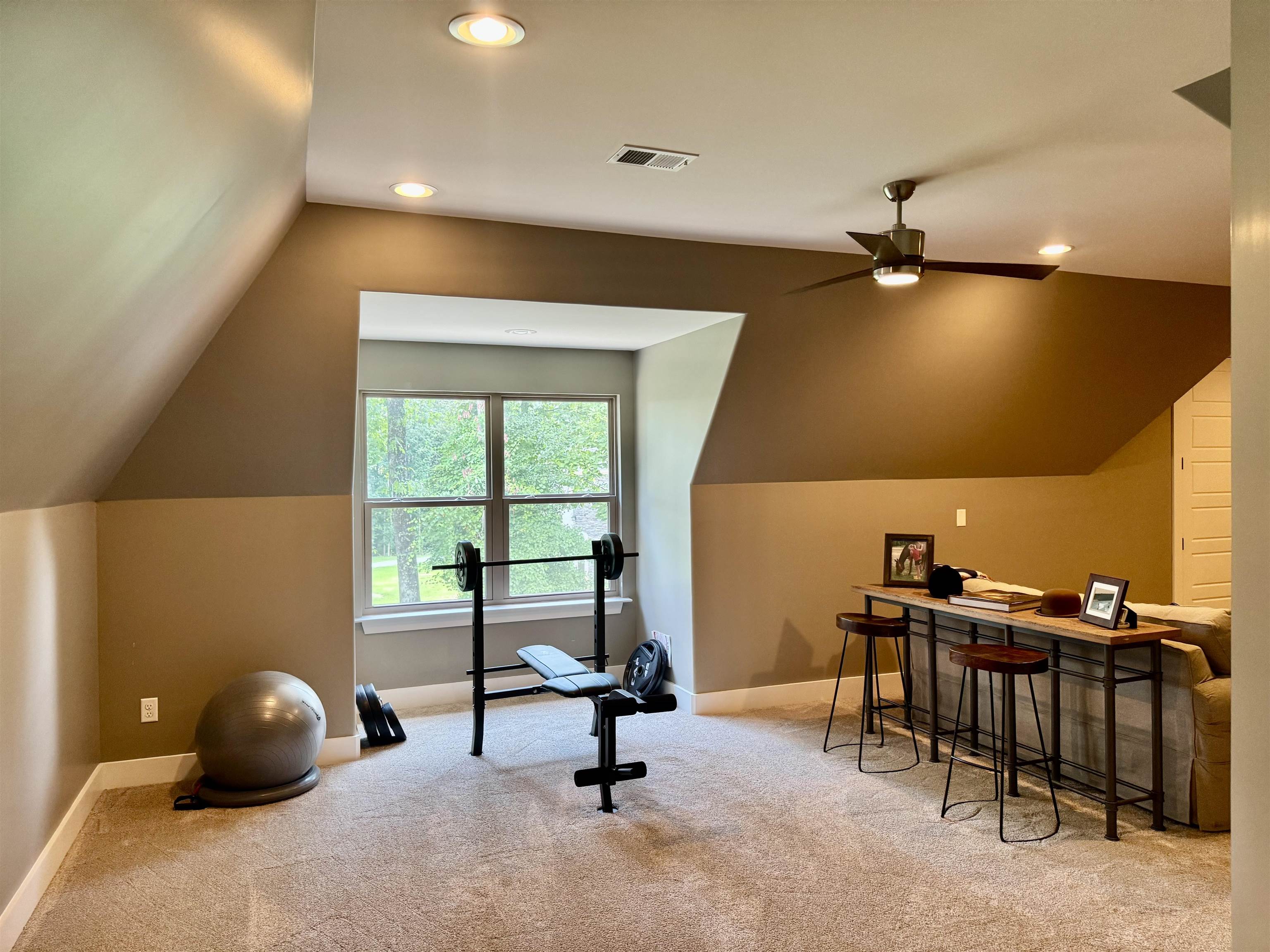 10879 Latting Rd Property Photo 32