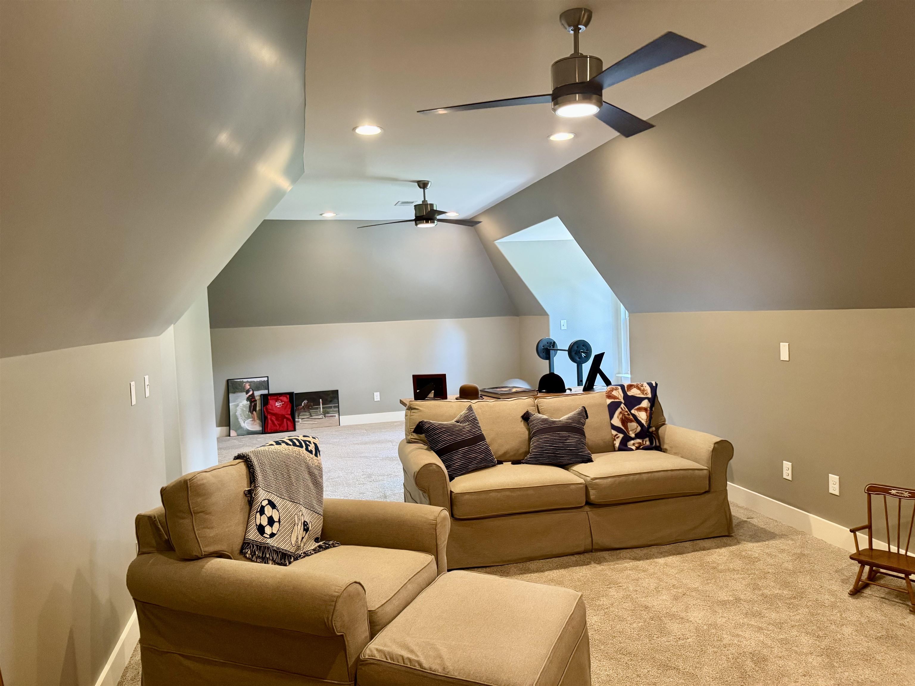 10879 Latting Rd Property Photo 33