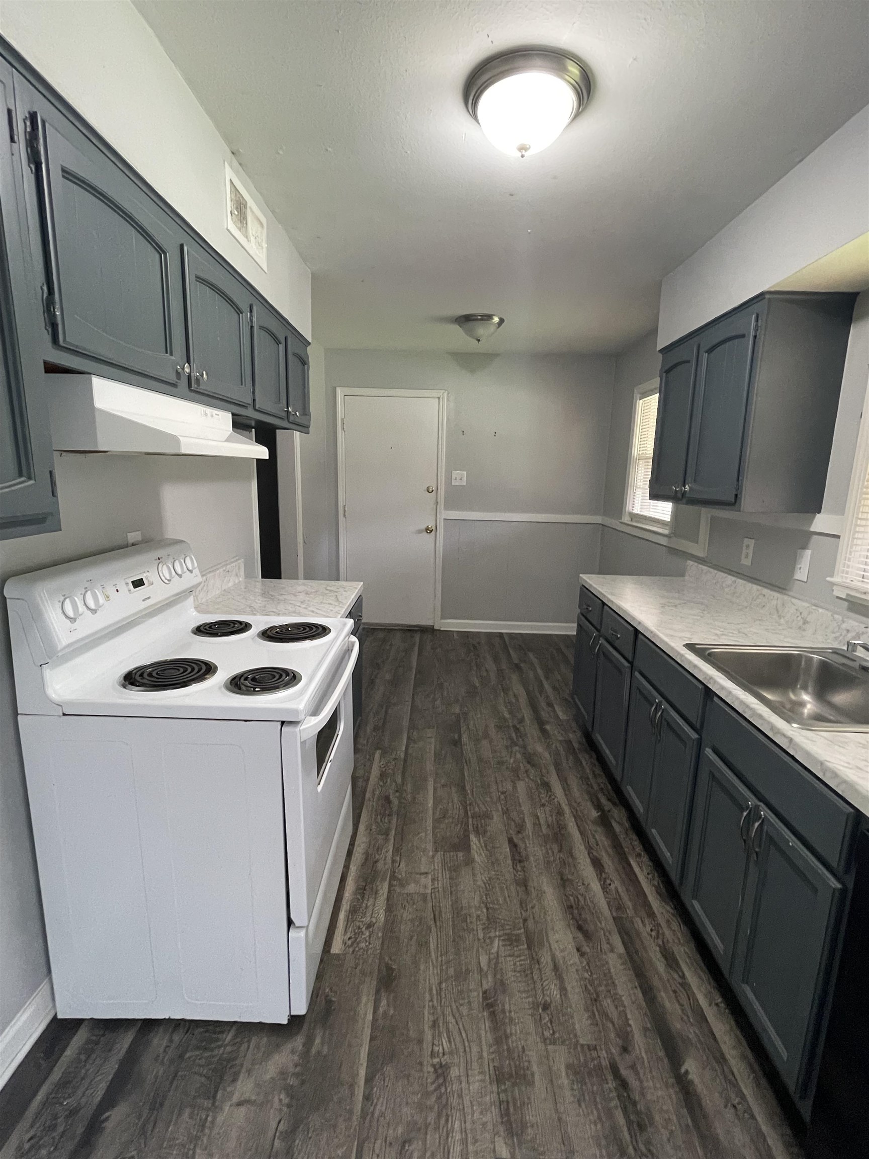 1864 Macaulay Ave Property Photo 9
