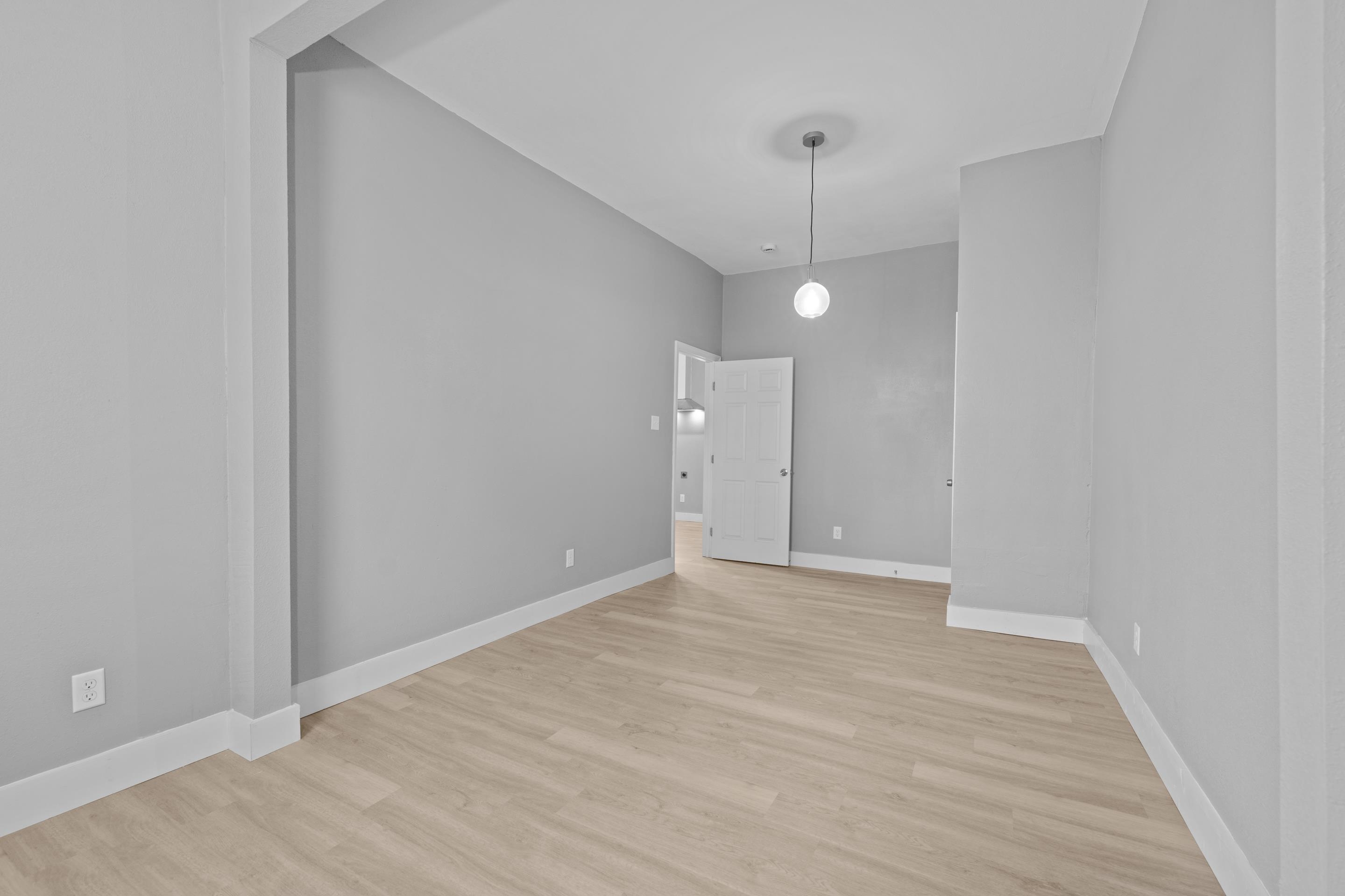1181 Coker Ave Property Photo 6