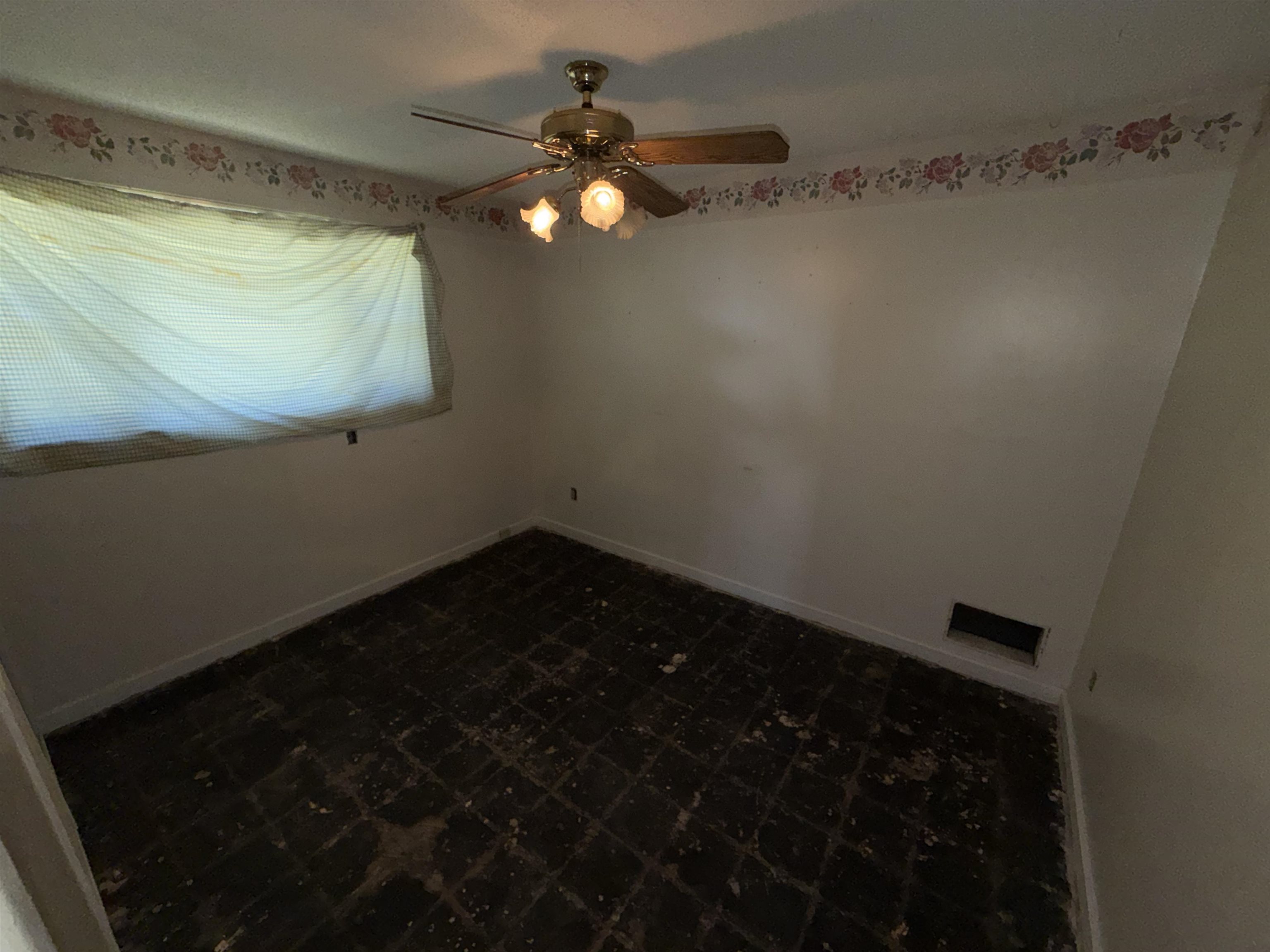 1068 Buckner Rd Property Photo 13