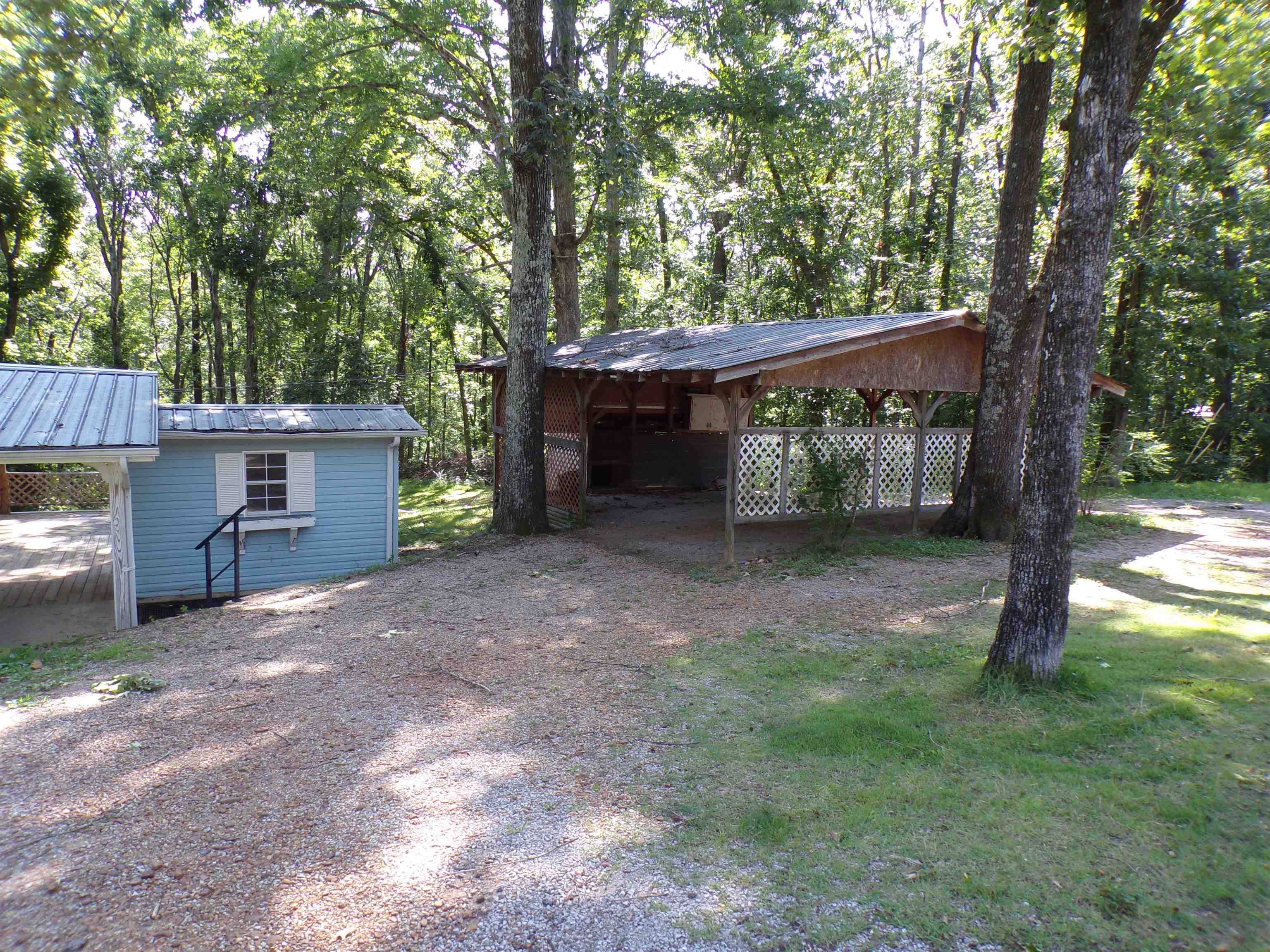 35 Cr 341 Rd Property Photo 4