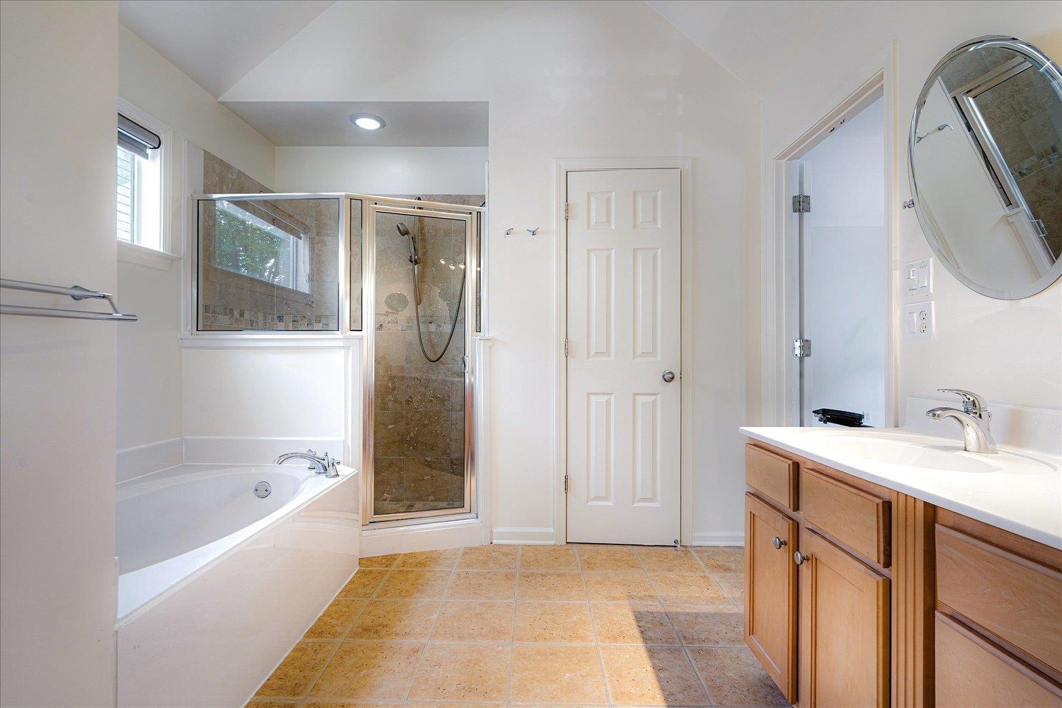 258 Fleets Island Dr Property Photo 18