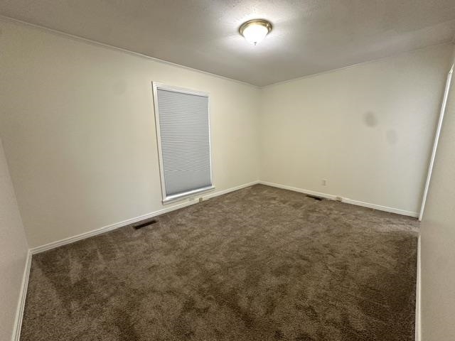 15 Pine St Property Photo 8