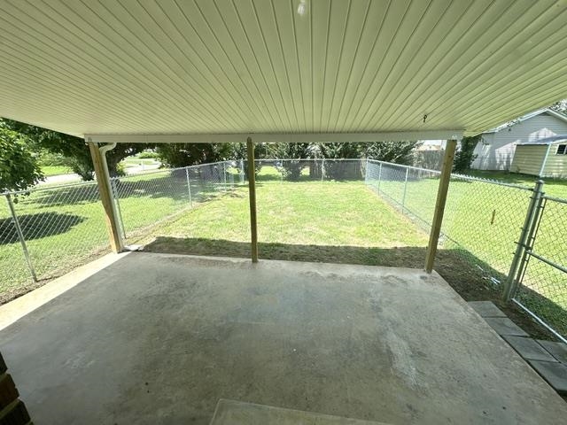 15 Pine St Property Photo 13