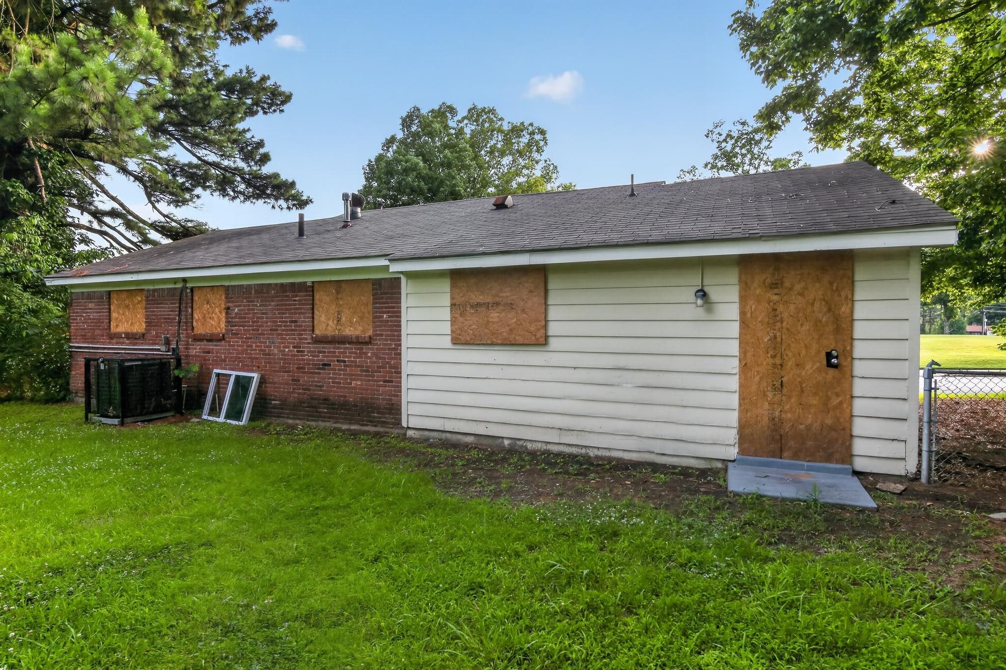 3902 Edenburg Dr Property Photo 5