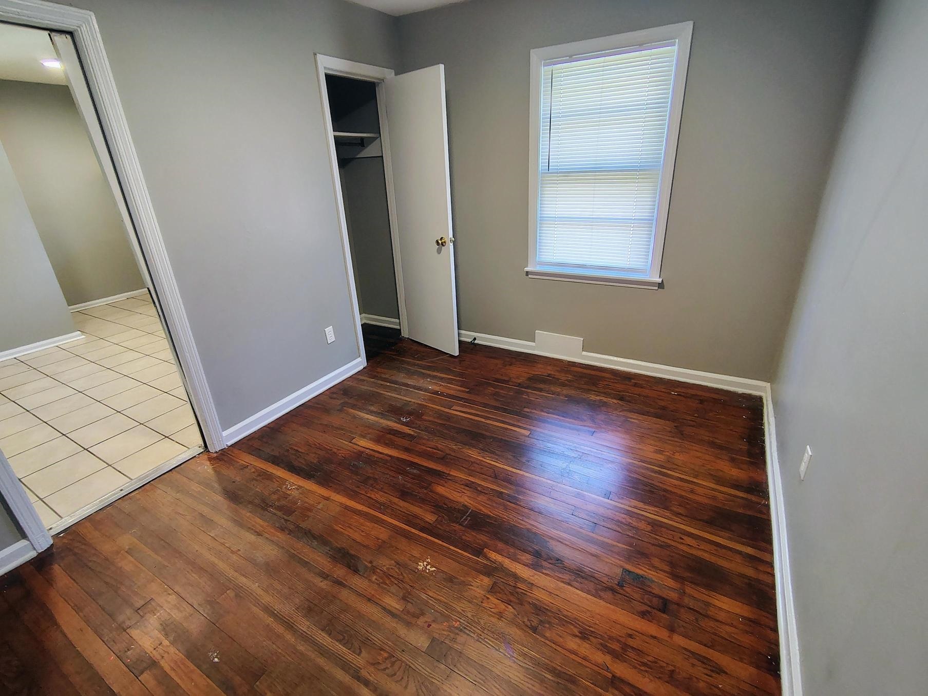 1688 Haywood Ave Property Photo 6