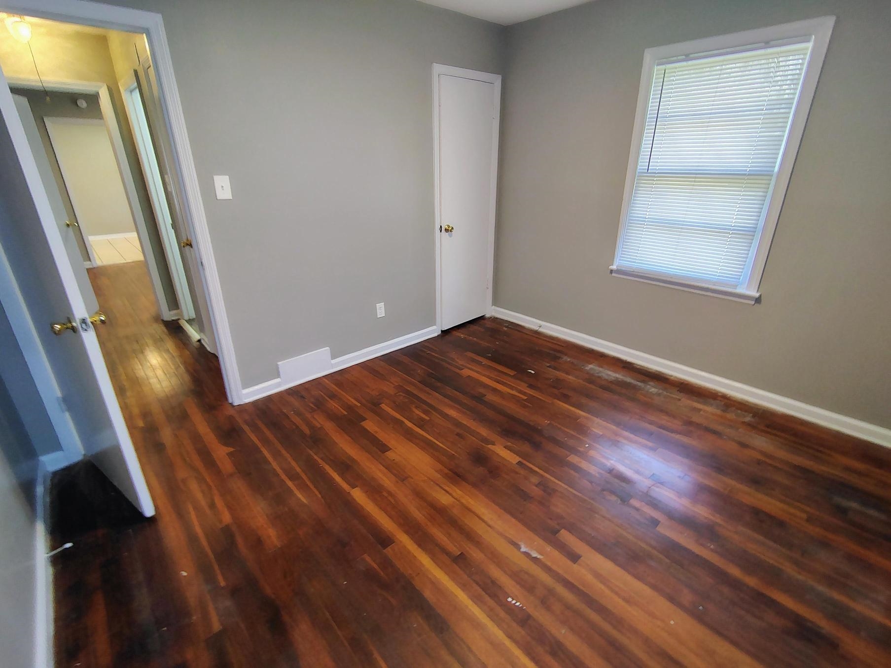 1688 Haywood Ave Property Photo 6