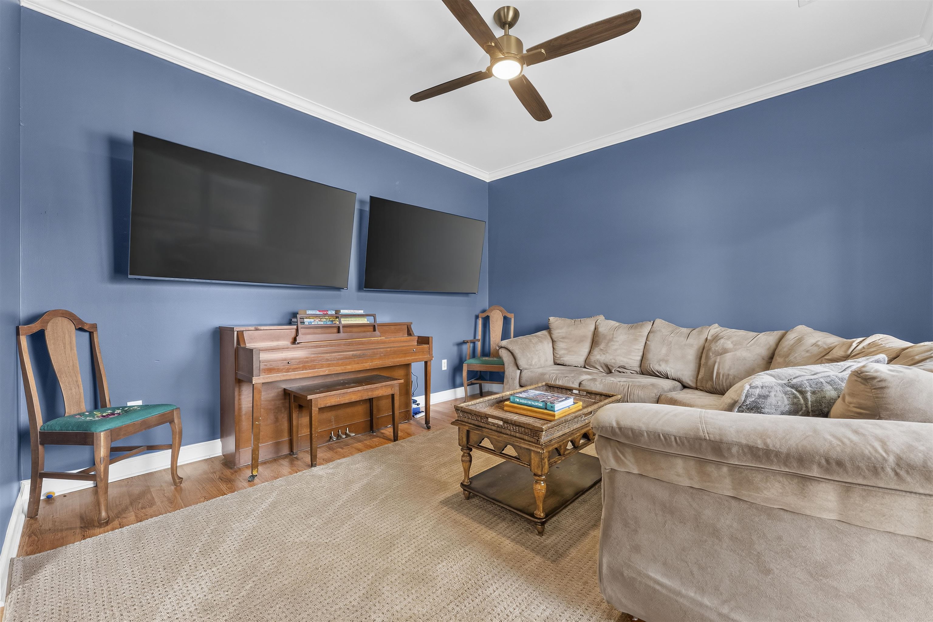 9045 Chimneyrock Blvd Property Photo 21