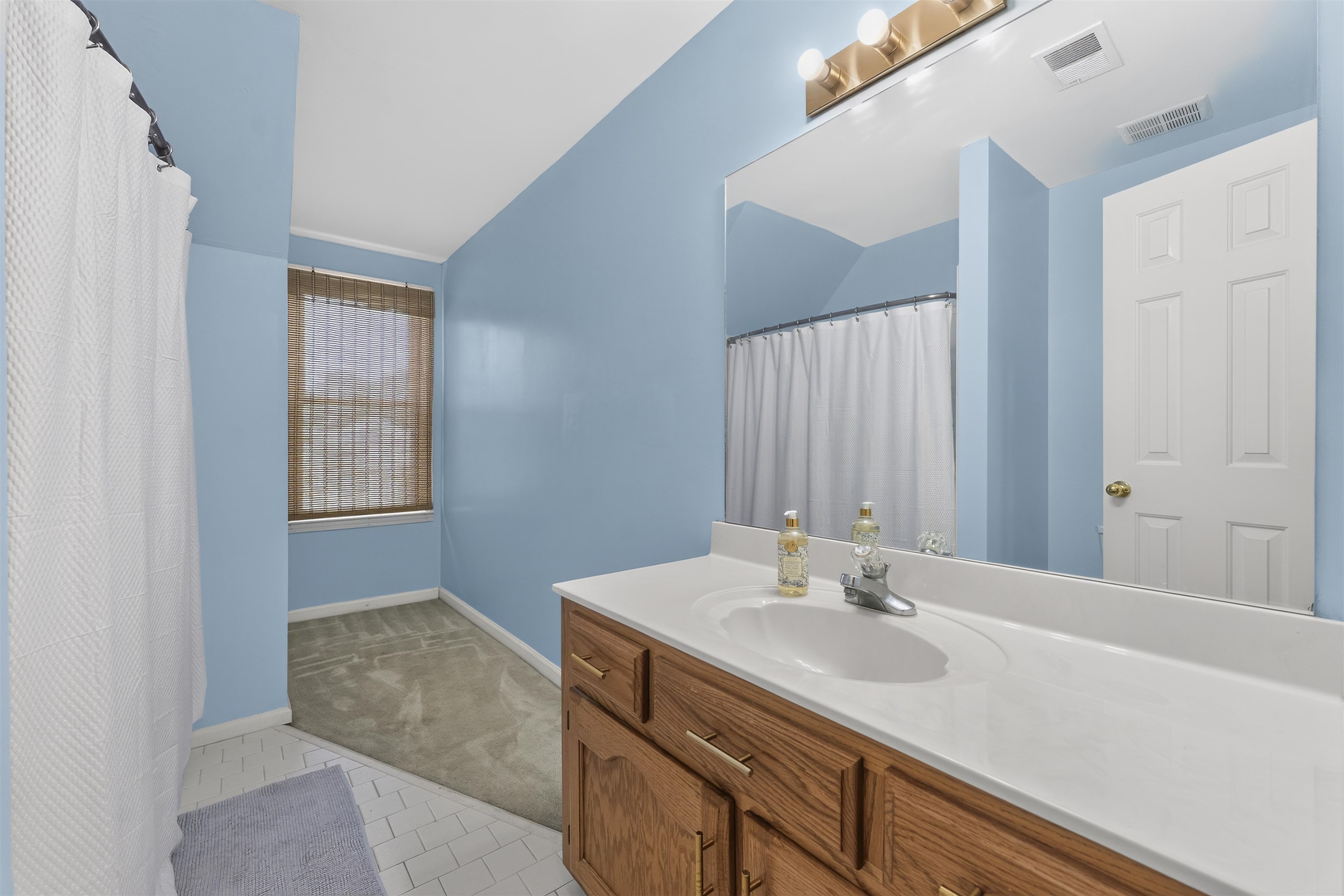 9045 Chimneyrock Blvd Property Photo 27