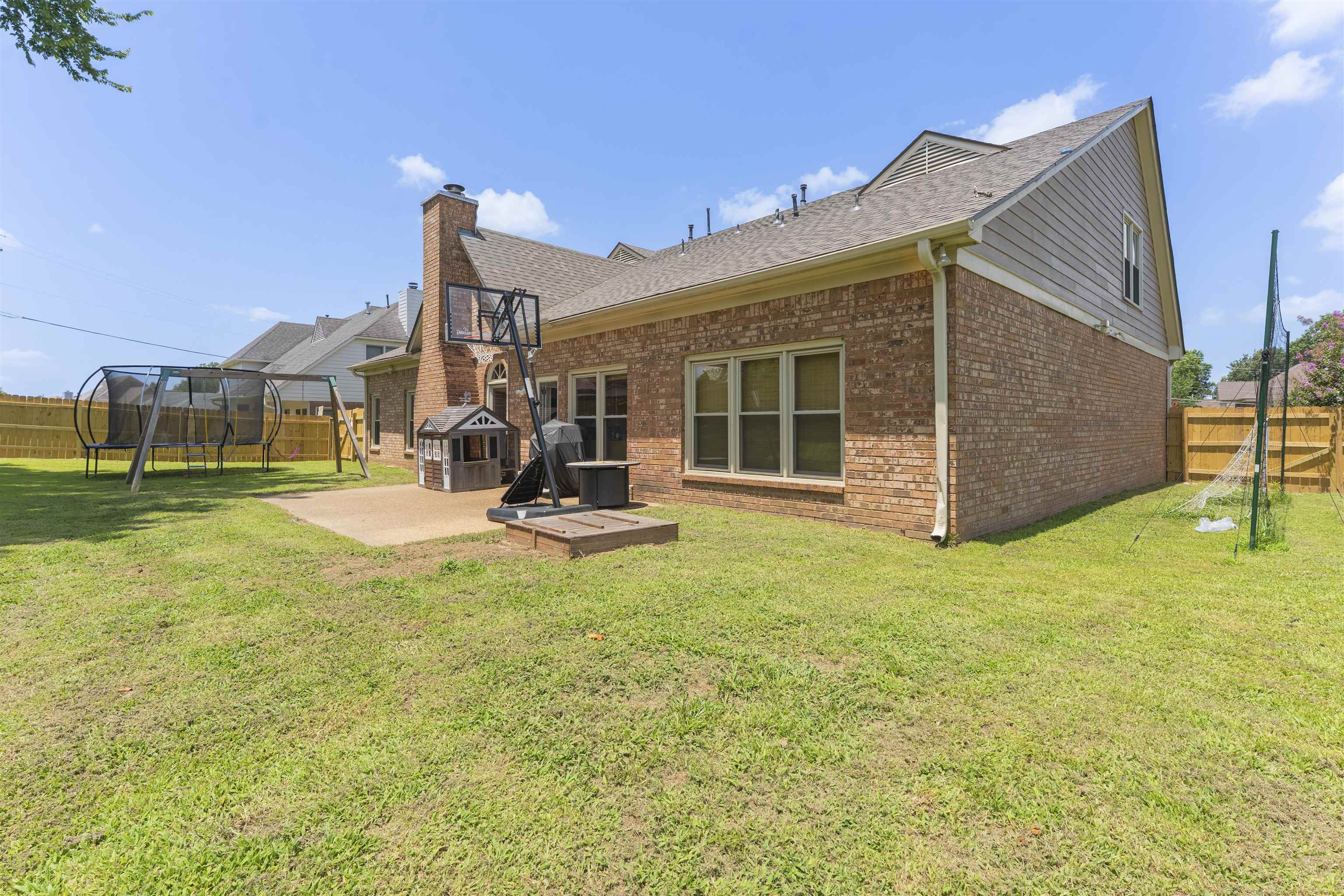 9045 Chimneyrock Blvd Property Photo 33