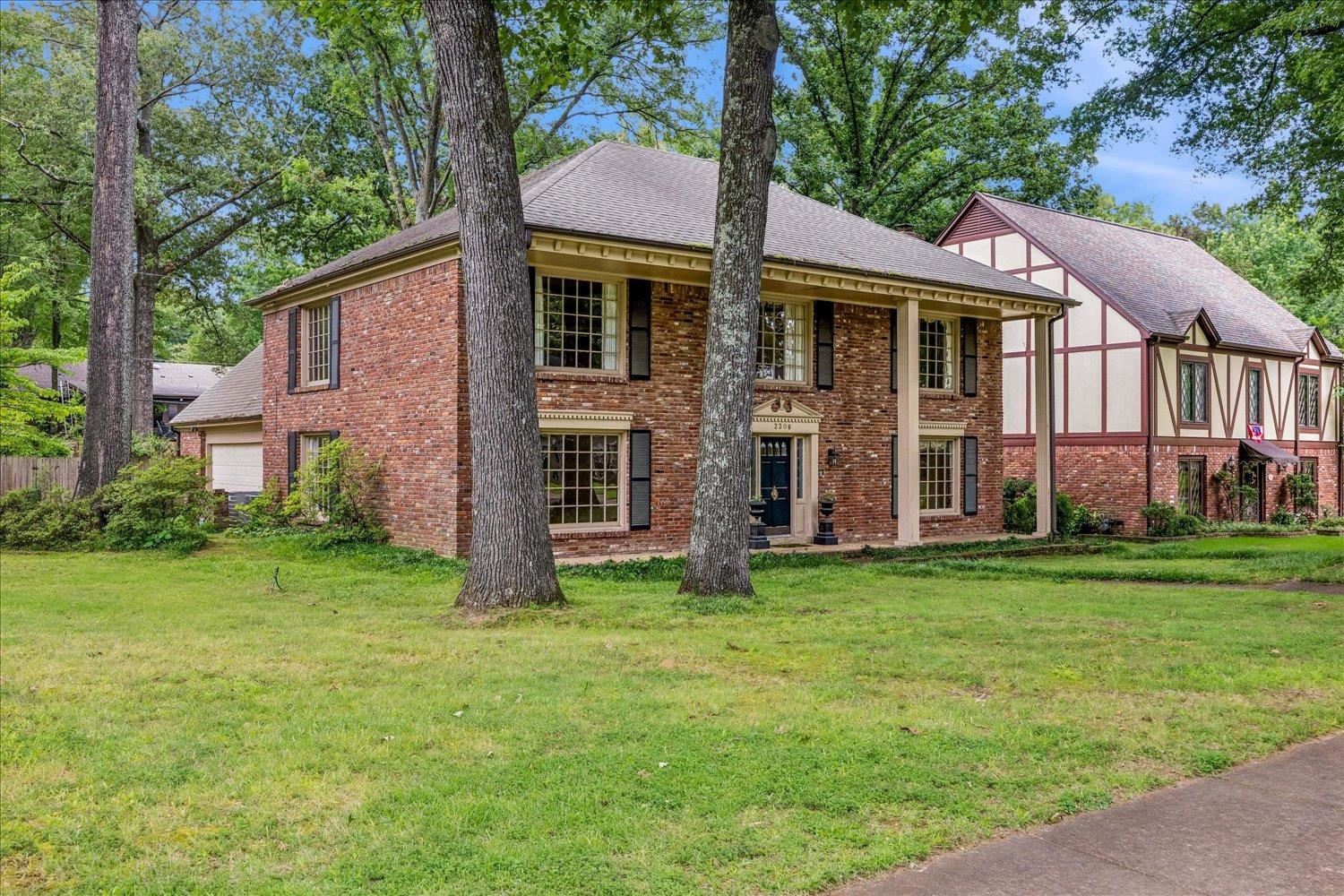 2308 Hickory Forest Dr Property Photo 2