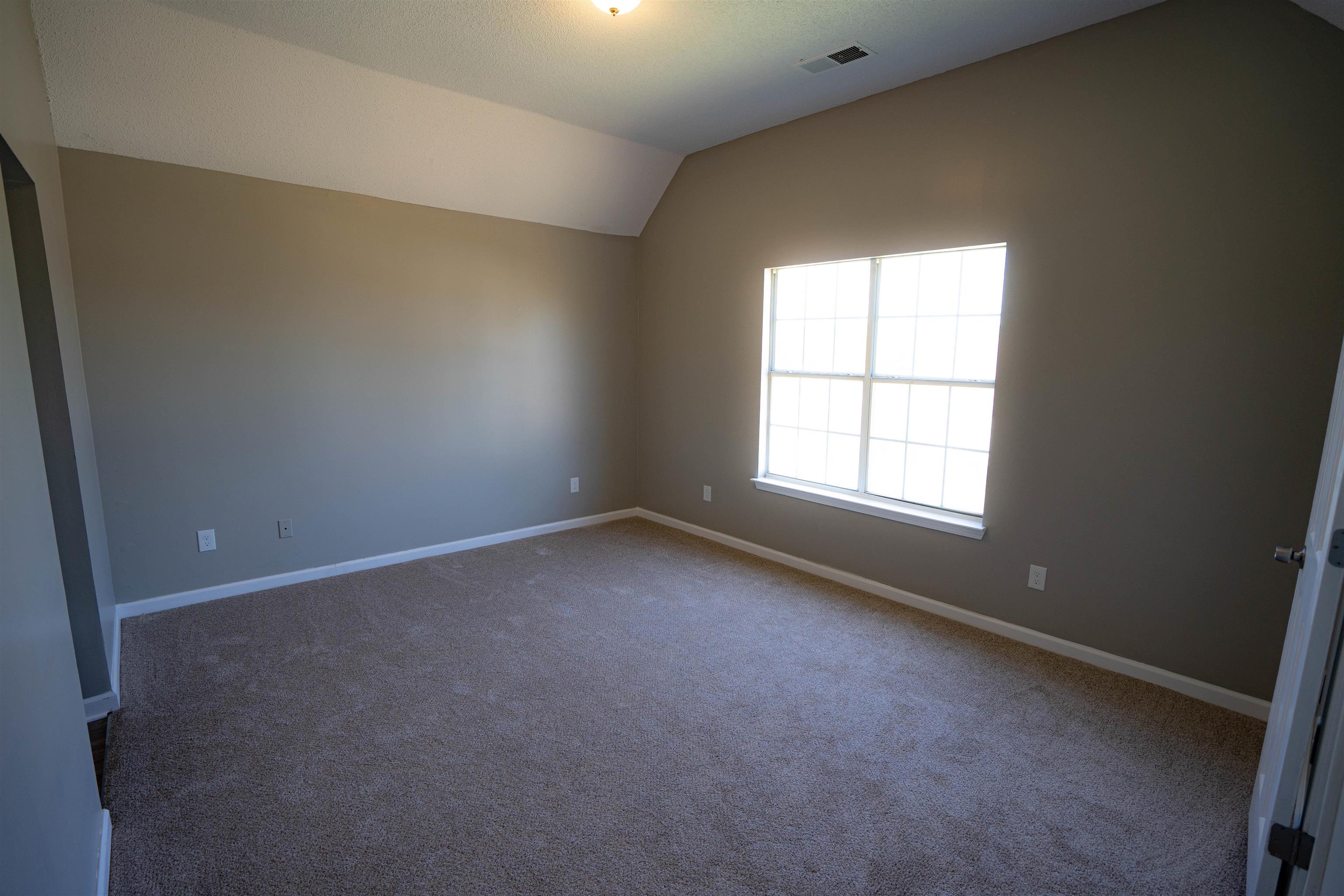 2211 Stone Stream Cv Property Photo 5