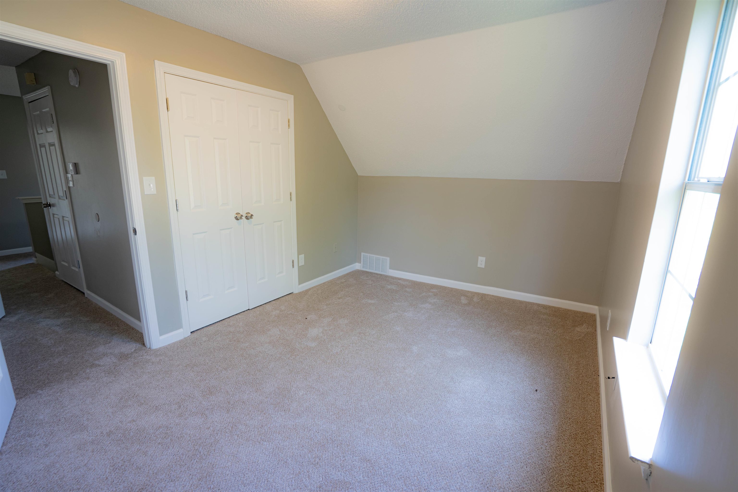 2211 Stone Stream Cv Property Photo 12