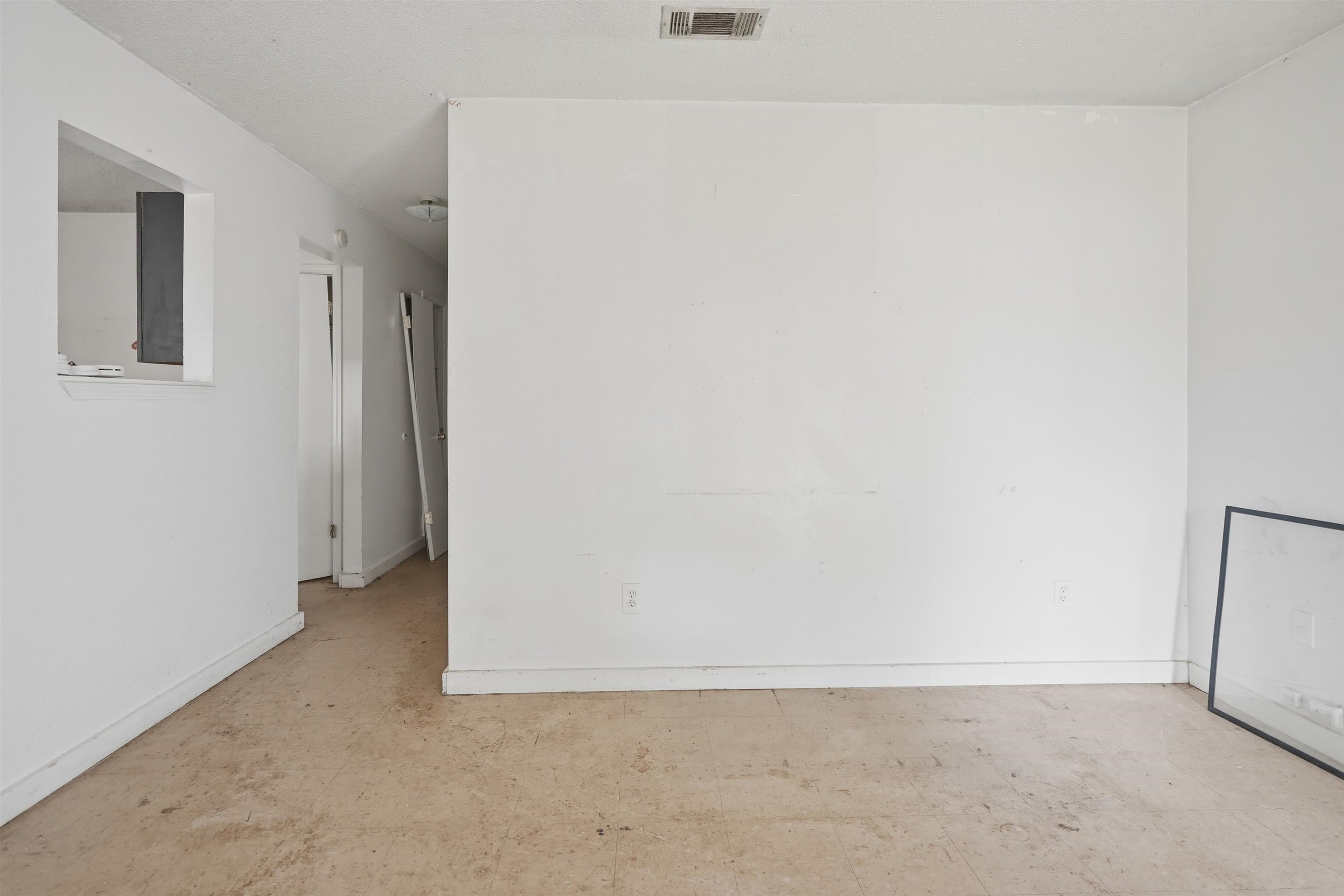 3842 Tessland Rd Property Photo 9