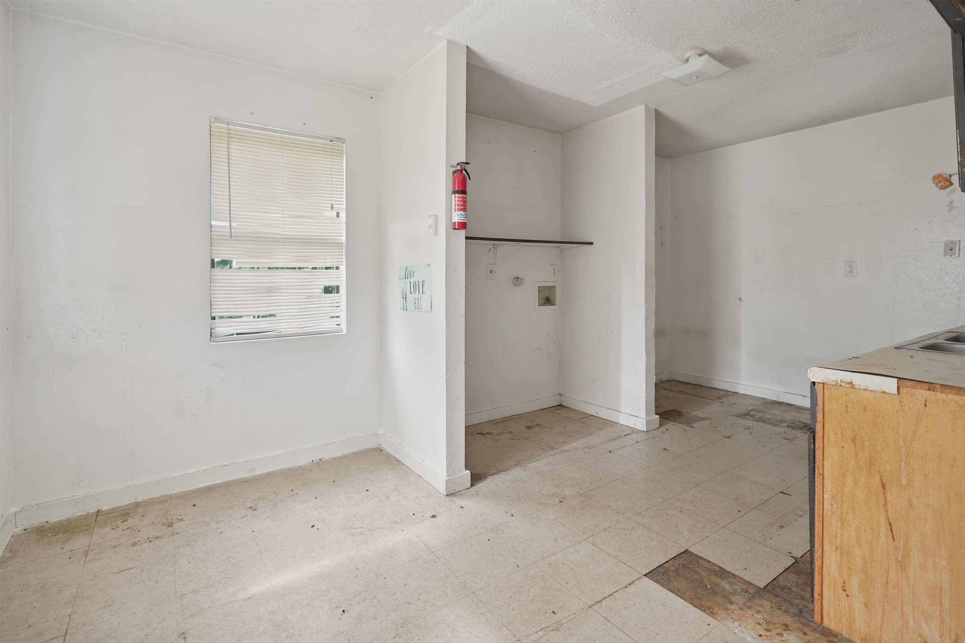 3842 Tessland Rd Property Photo 12