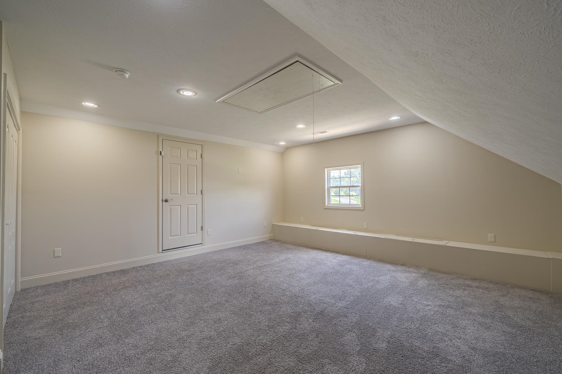75 Cassandra Way Property Photo 28